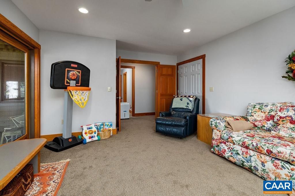 WINTERGREEN RESORT - Residential