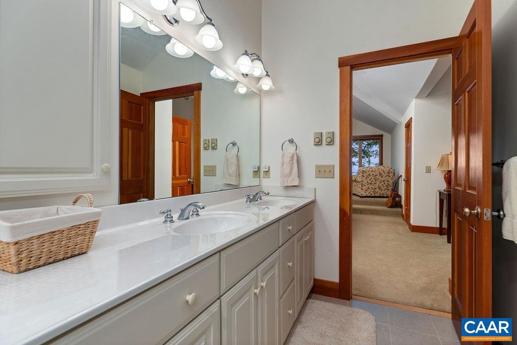 WINTERGREEN RESORT - Residential