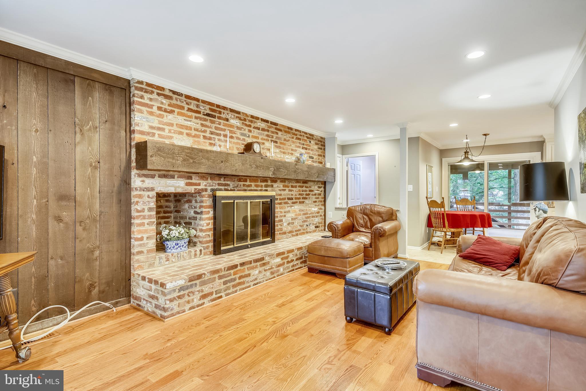 SIGNAL HILL - Residential