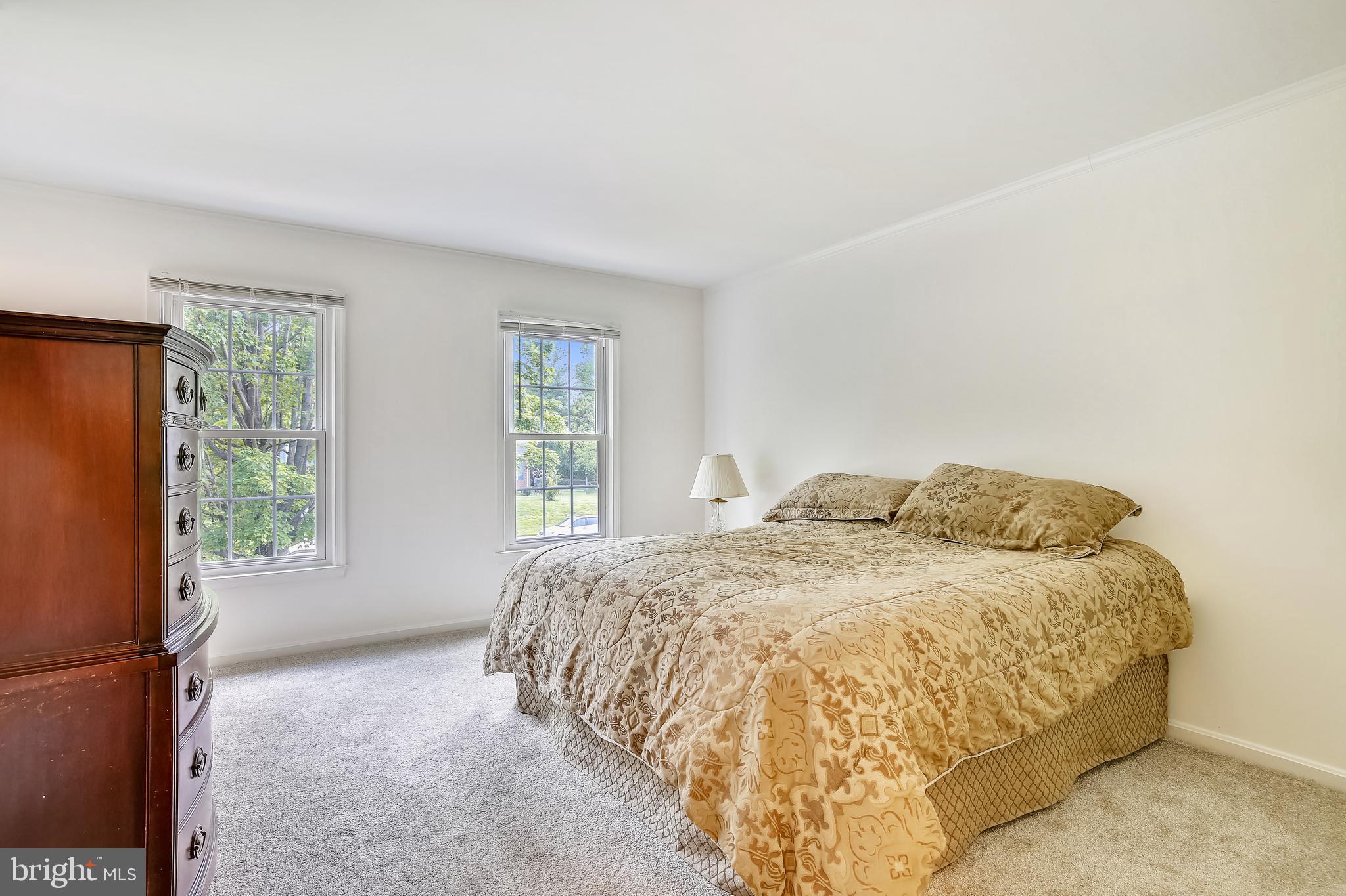 SIGNAL HILL - Residential