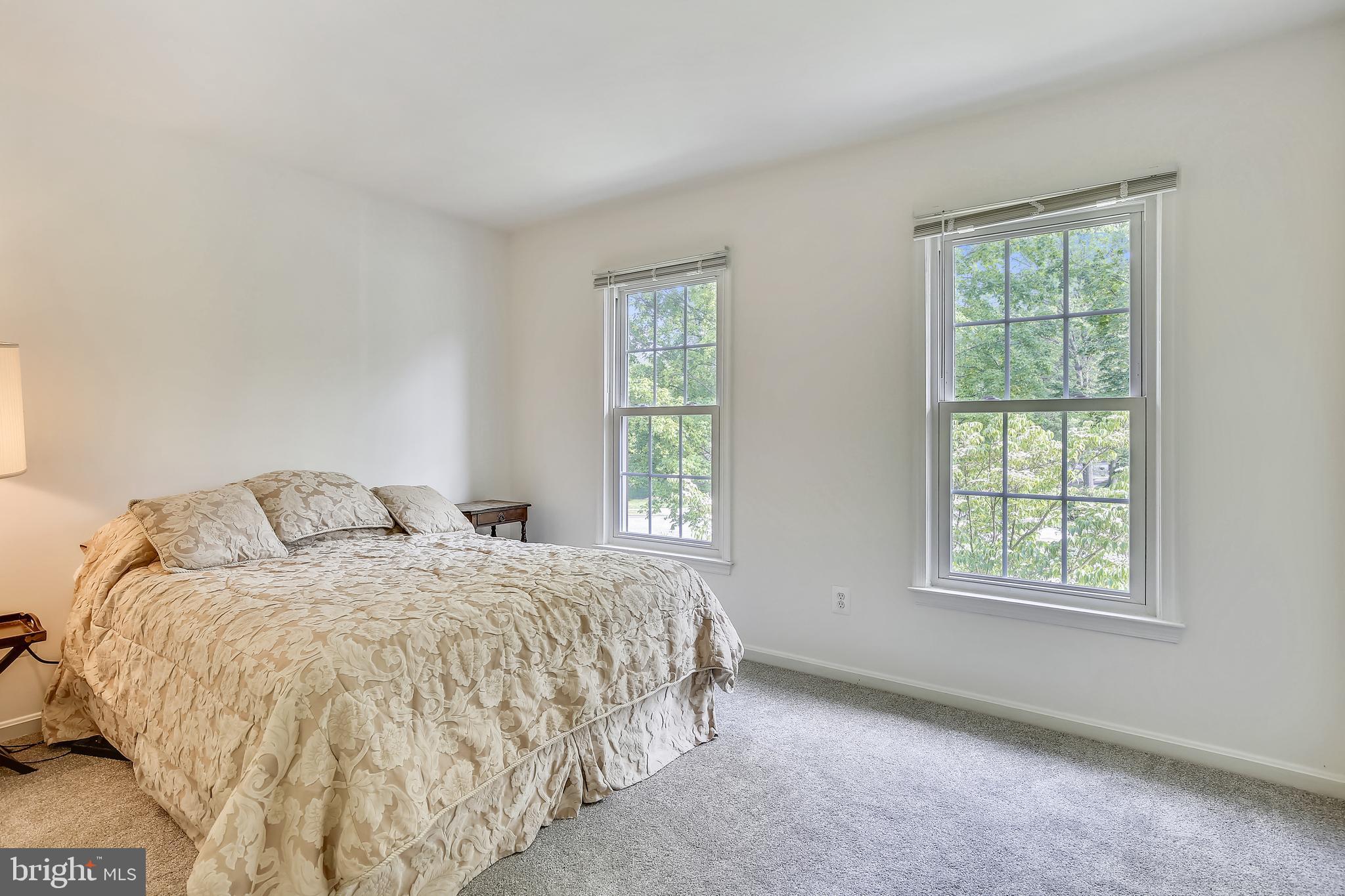 SIGNAL HILL - Residential