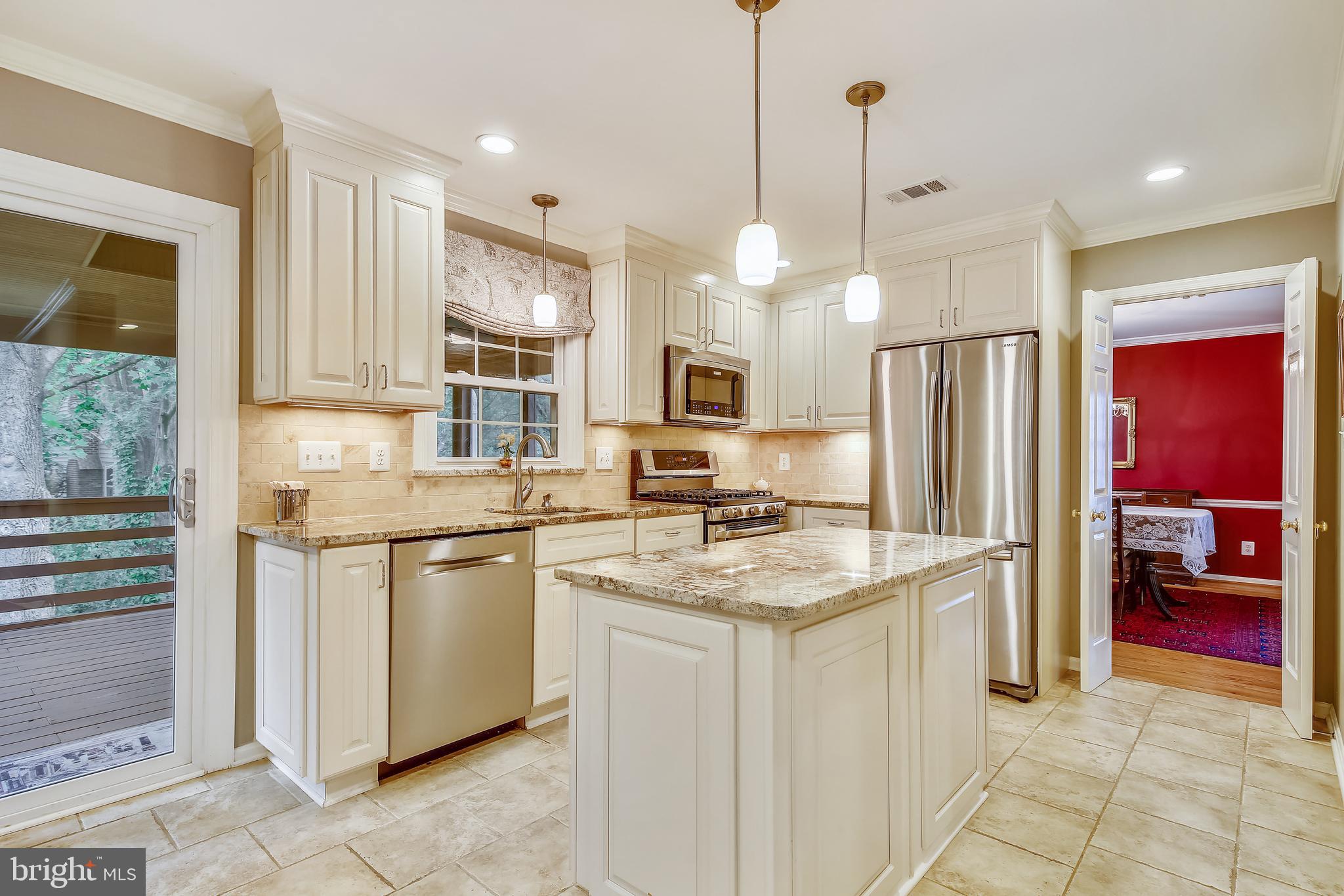 SIGNAL HILL - Residential