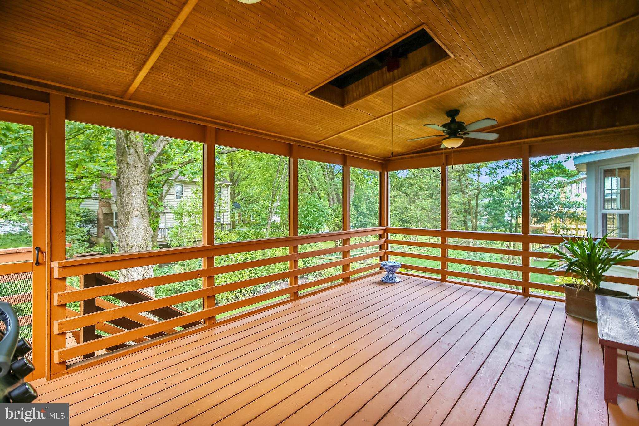 SIGNAL HILL - Residential