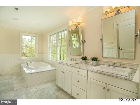 NORTH SHORES - Residential