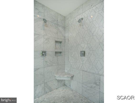 NORTH SHORES - Residential