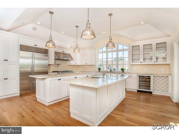 NORTH SHORES - Residential