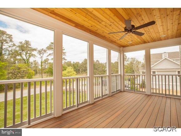 NORTH SHORES - Residential