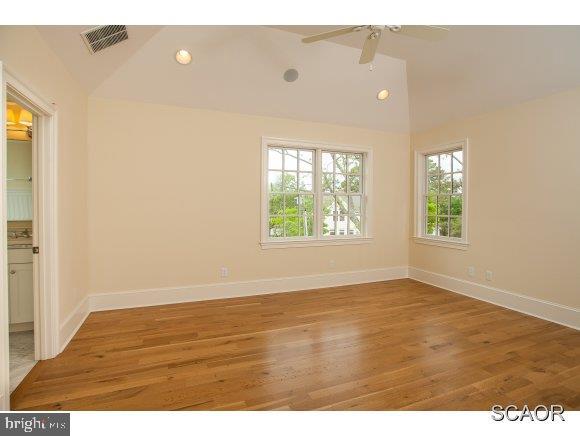 NORTH SHORES - Residential