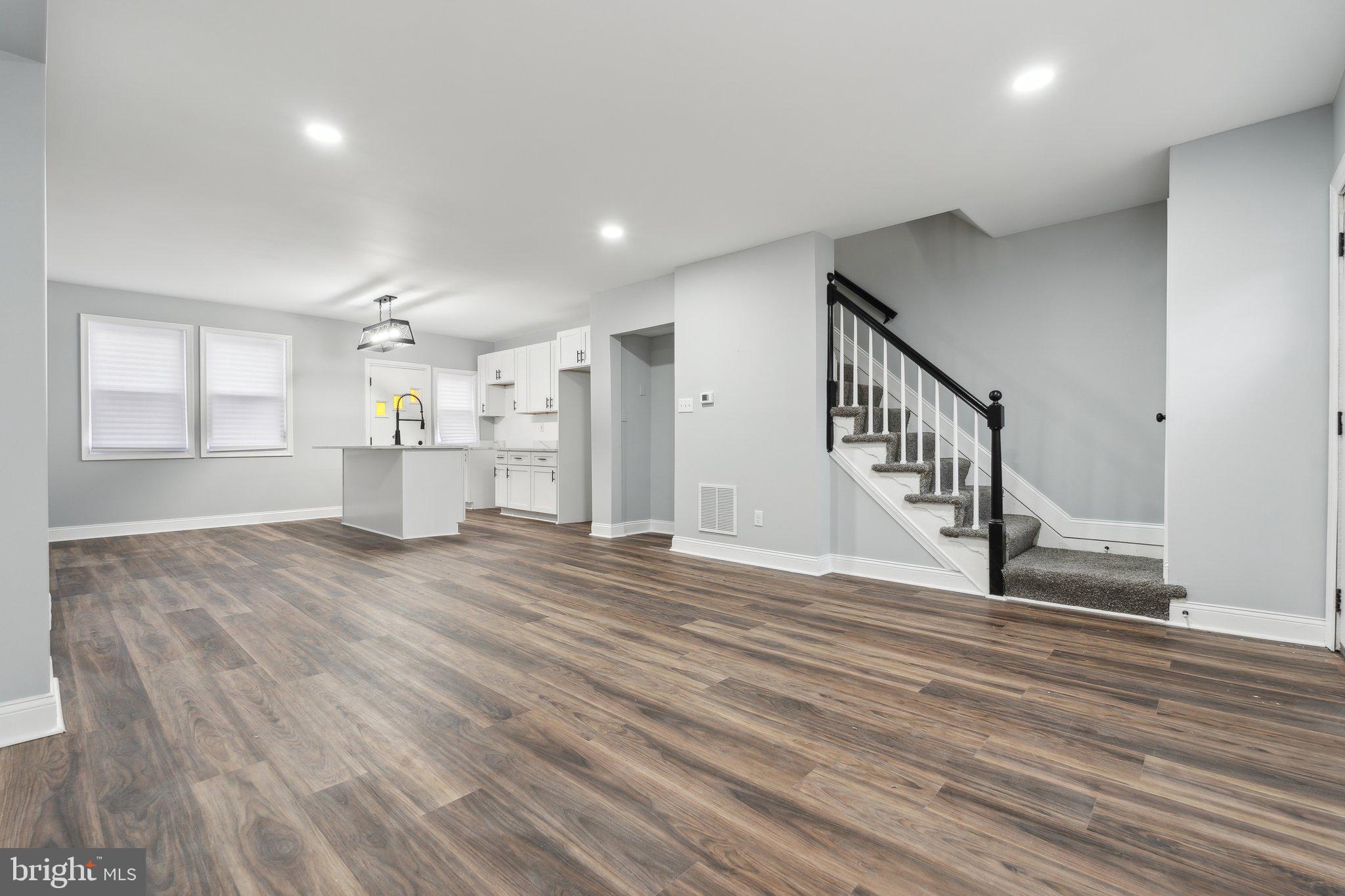 PEN LUCY - Residential