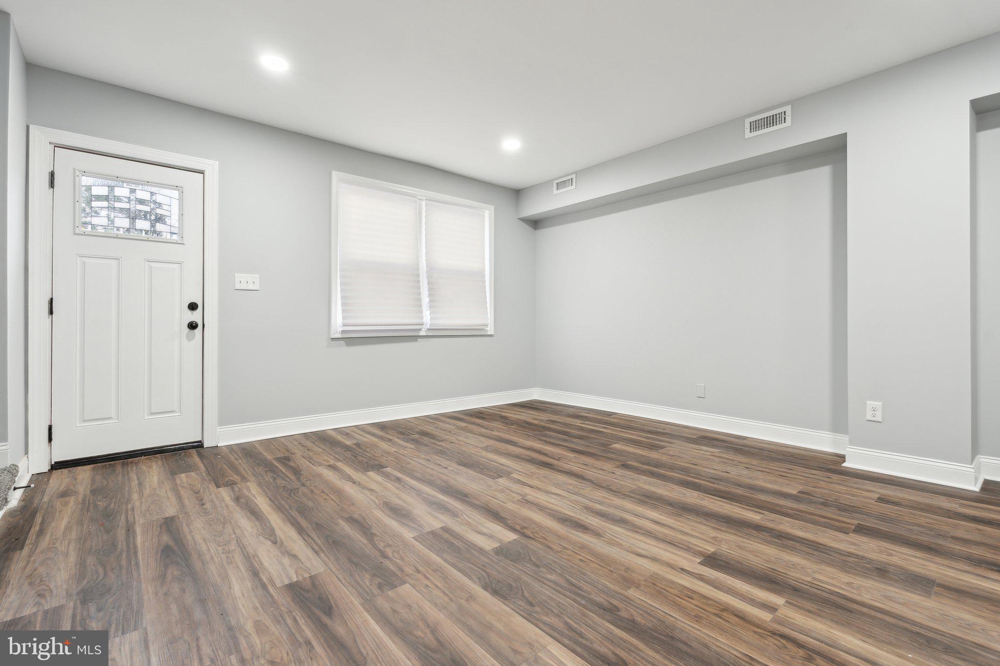 PEN LUCY - Residential