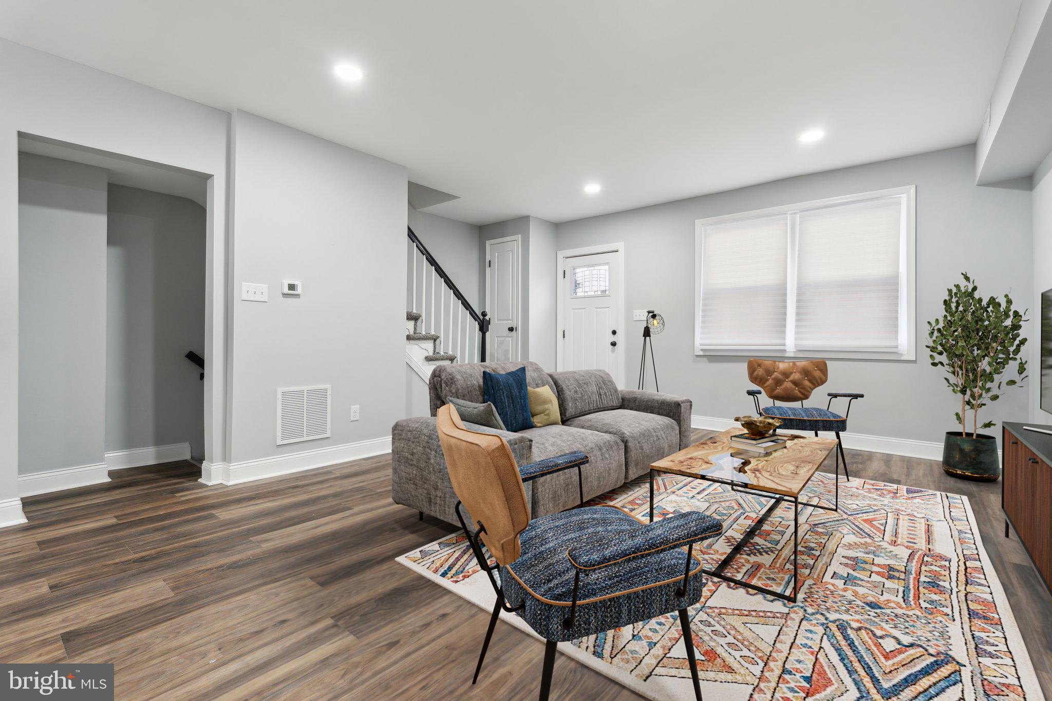 PEN LUCY - Residential