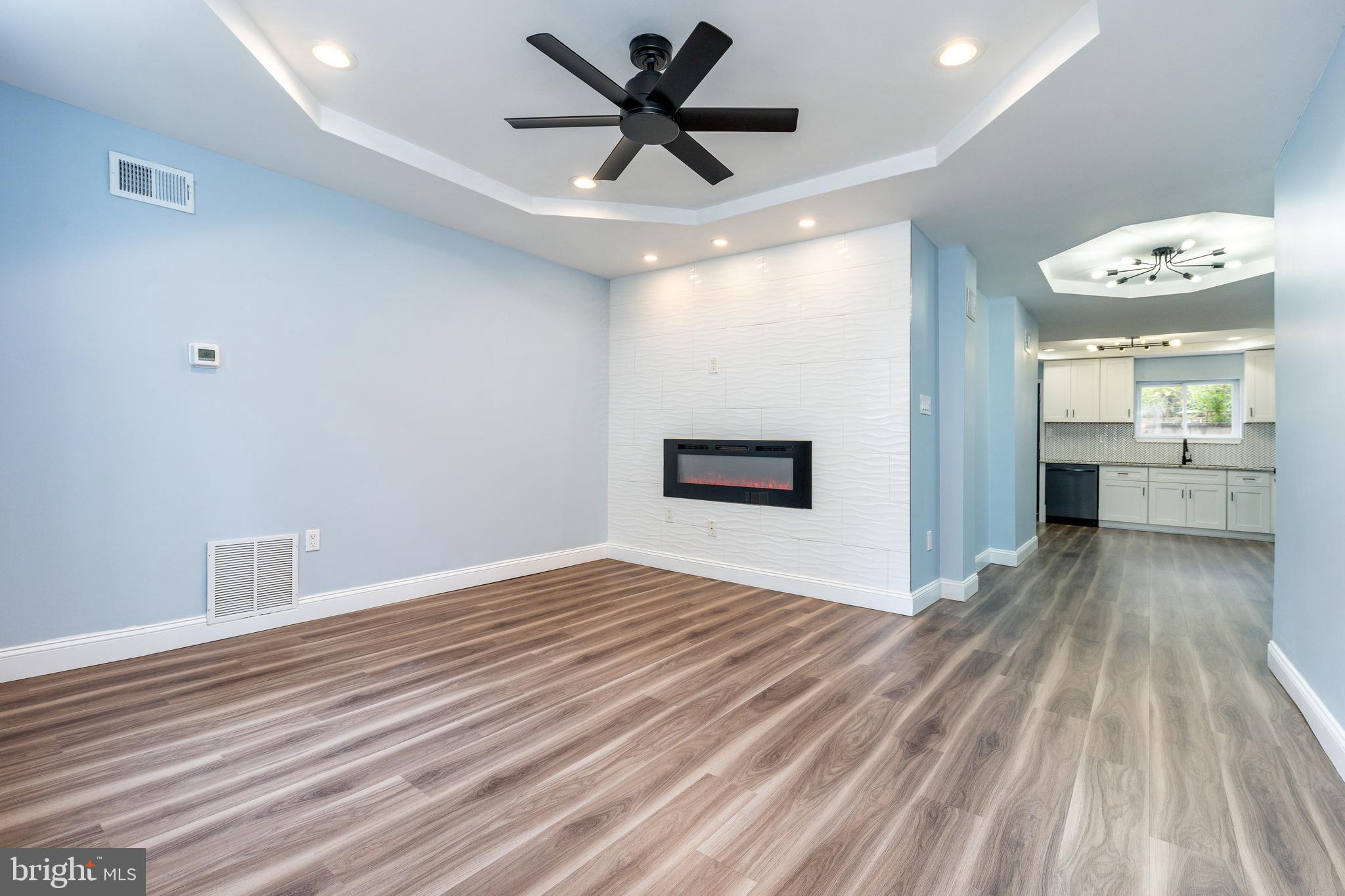 PASSYUNK SQUARE - Residential