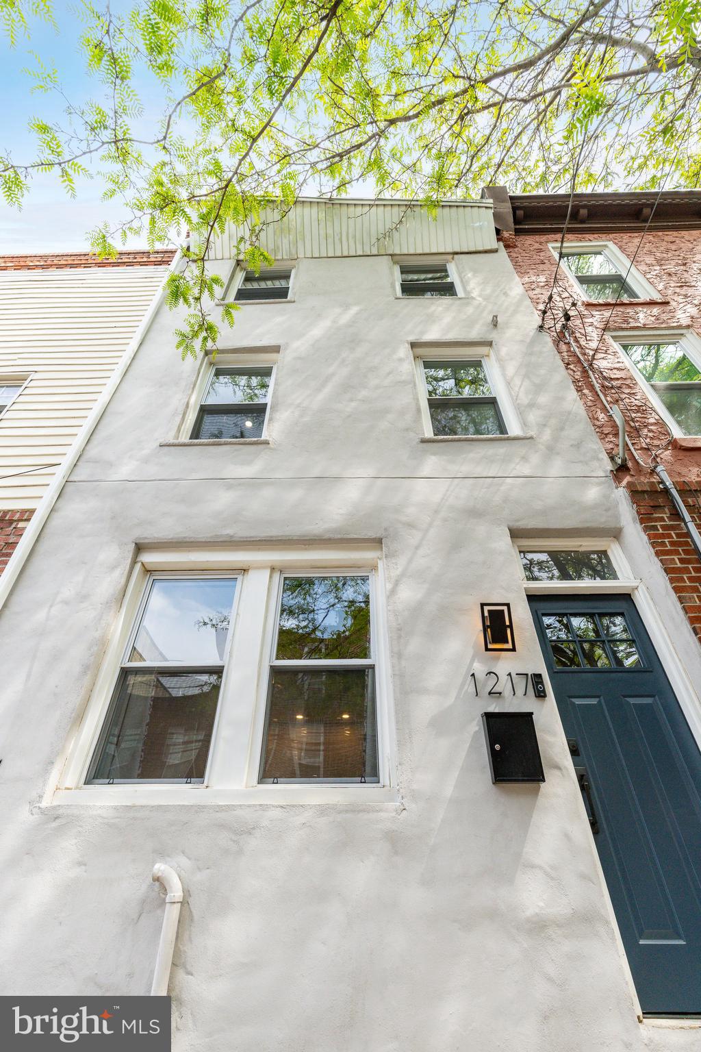 PASSYUNK SQUARE - Residential