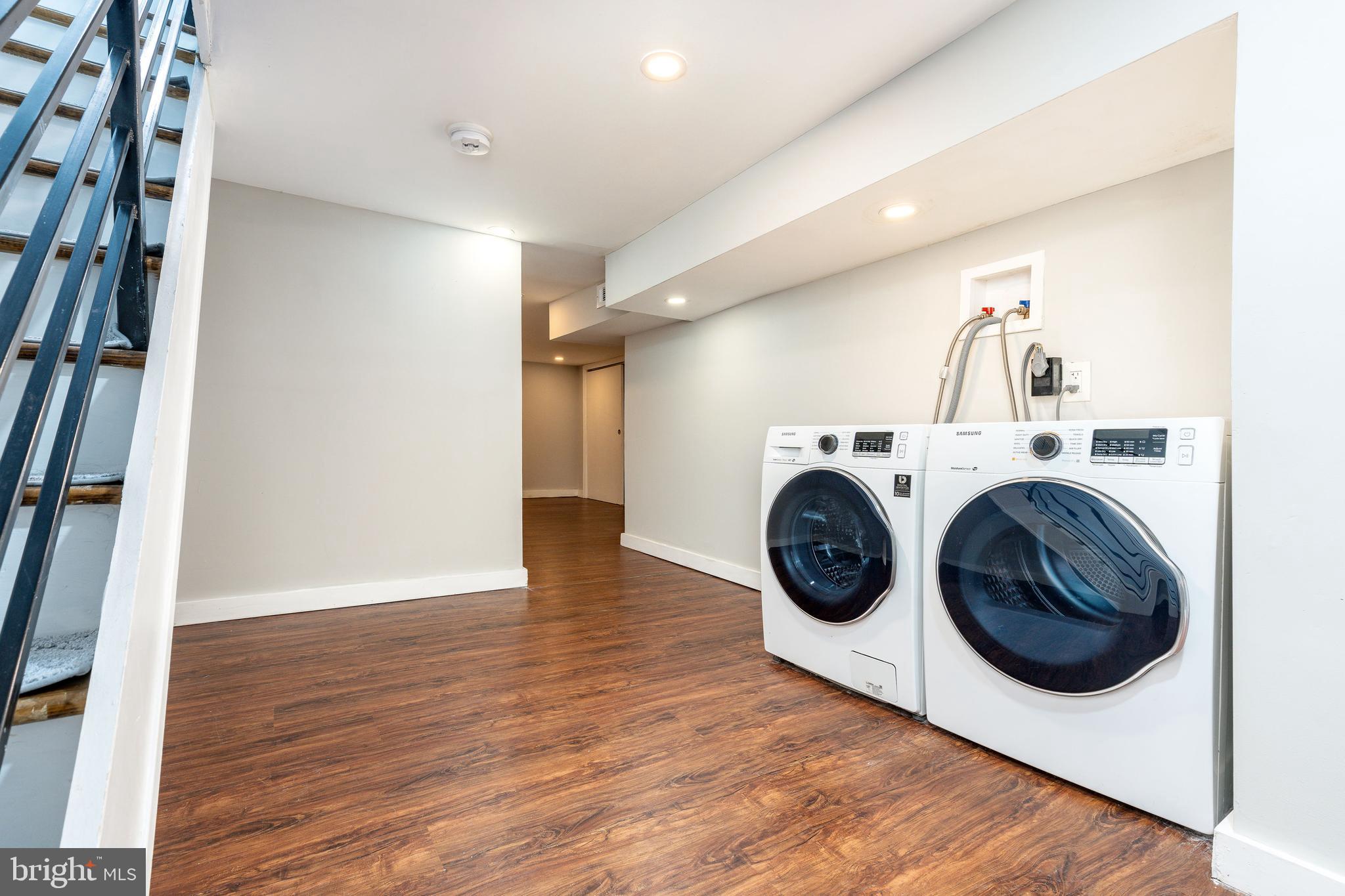 PASSYUNK SQUARE - Residential