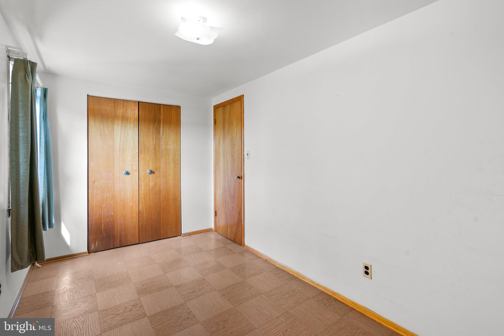 ROLAND TERRACE - Residential