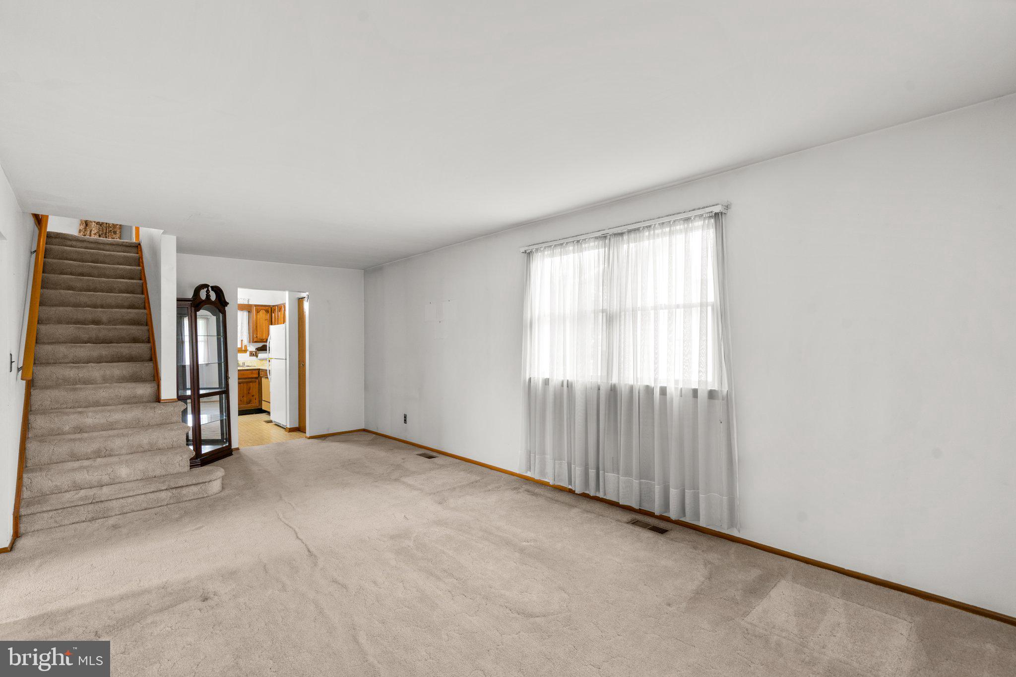 ROLAND TERRACE - Residential