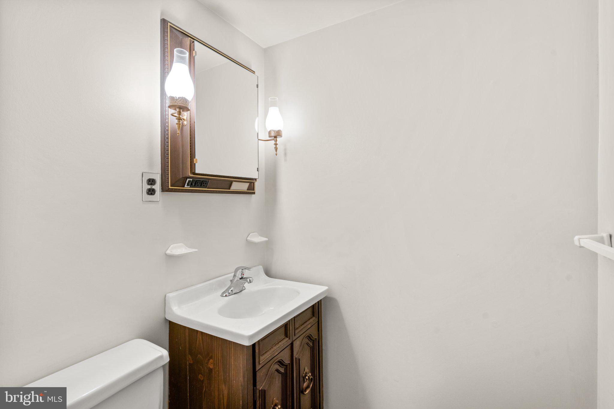 ROLAND TERRACE - Residential