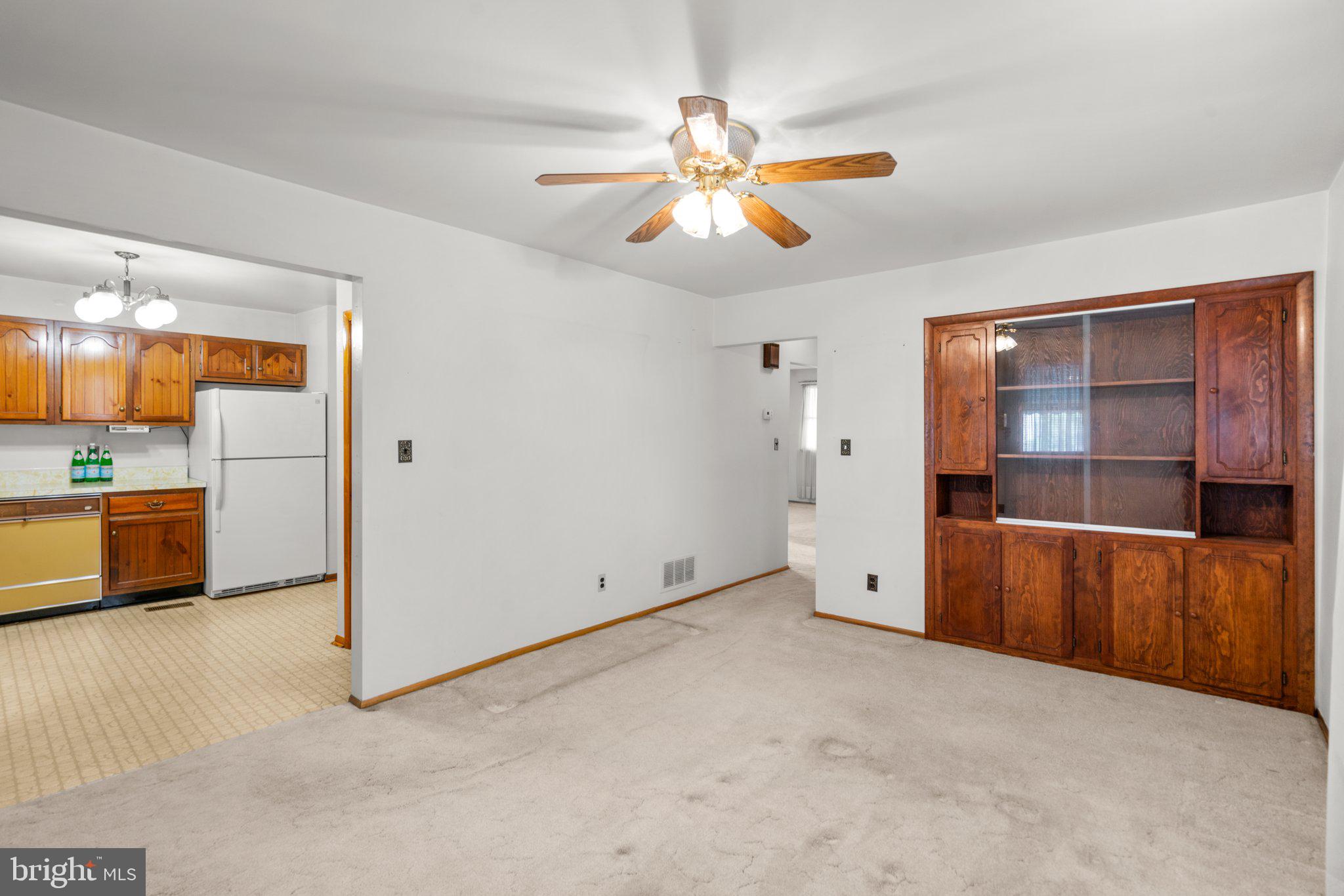 ROLAND TERRACE - Residential