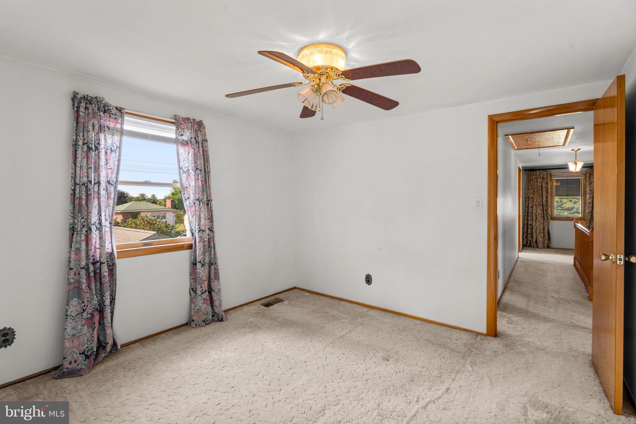 ROLAND TERRACE - Residential