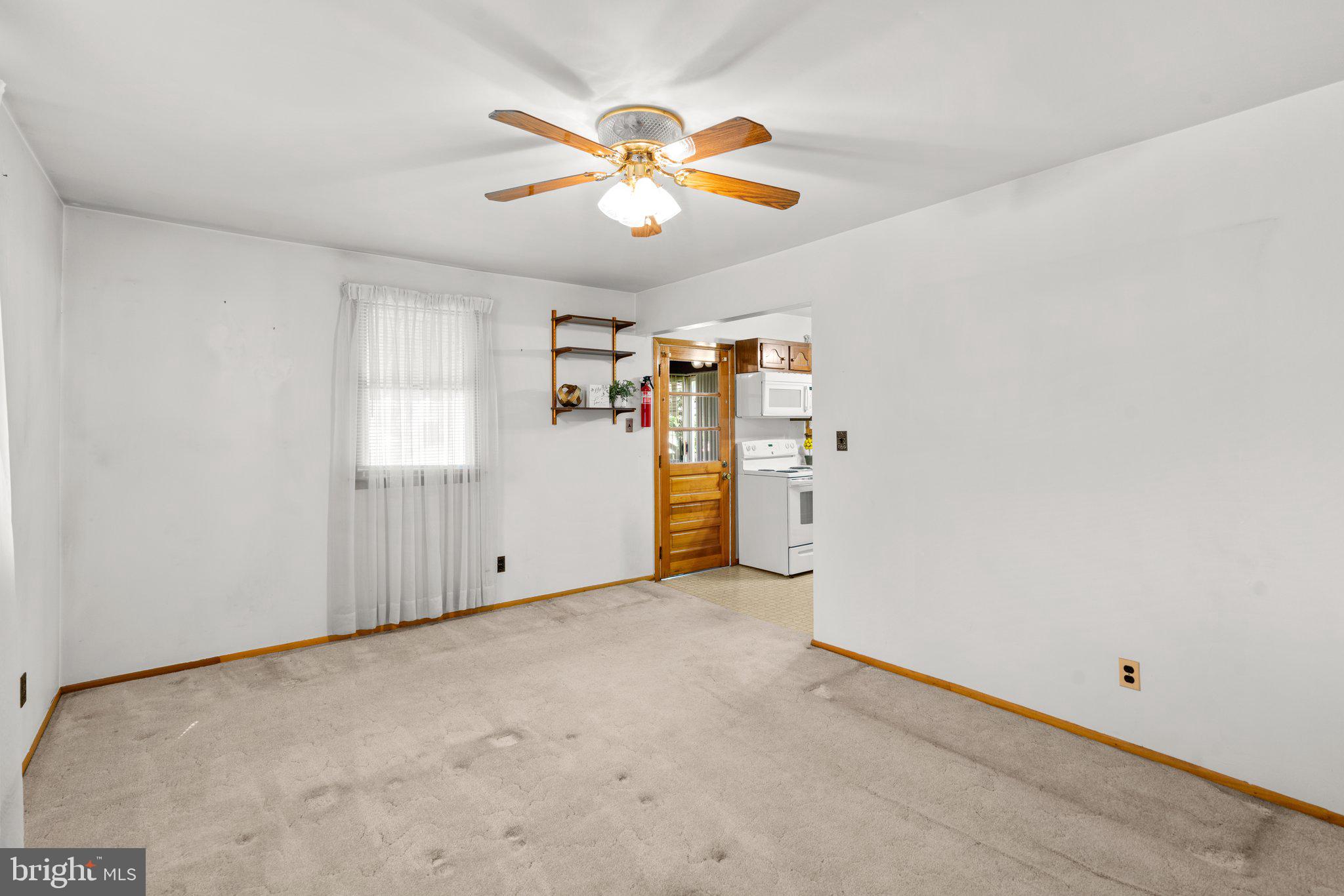 ROLAND TERRACE - Residential