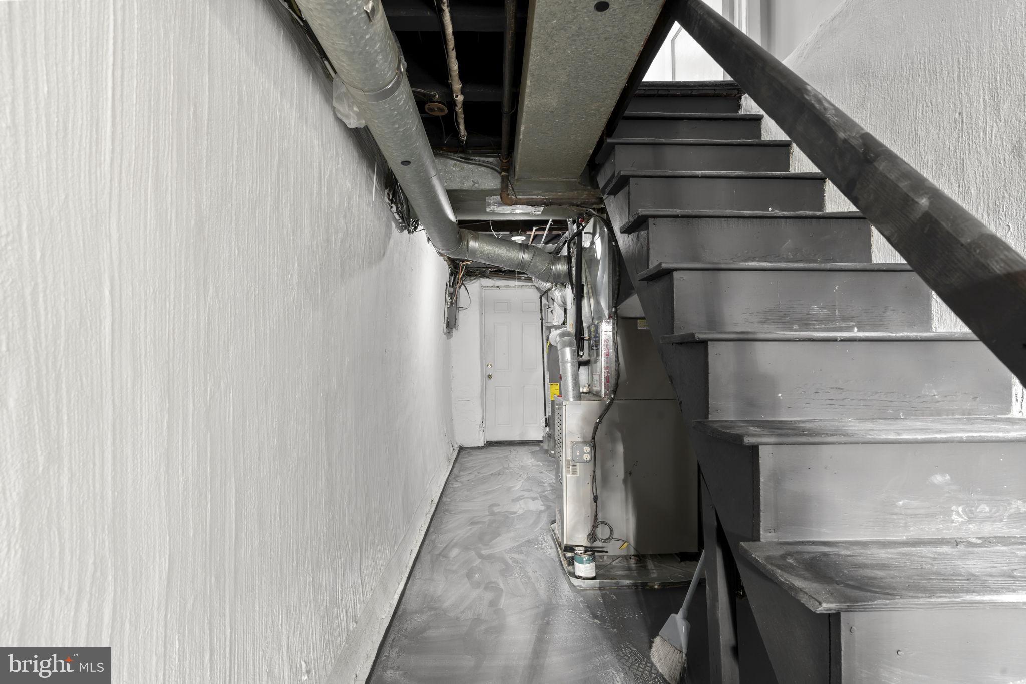 WEST OAK LANE - Residential