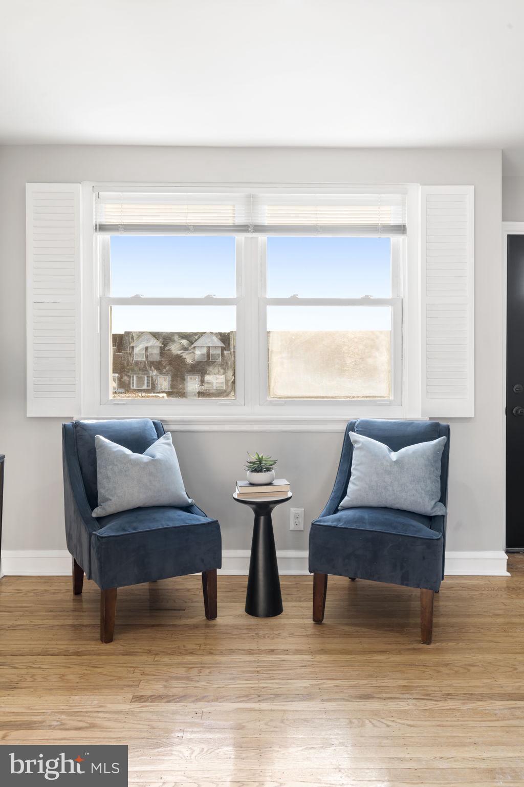 WEST OAK LANE - Residential