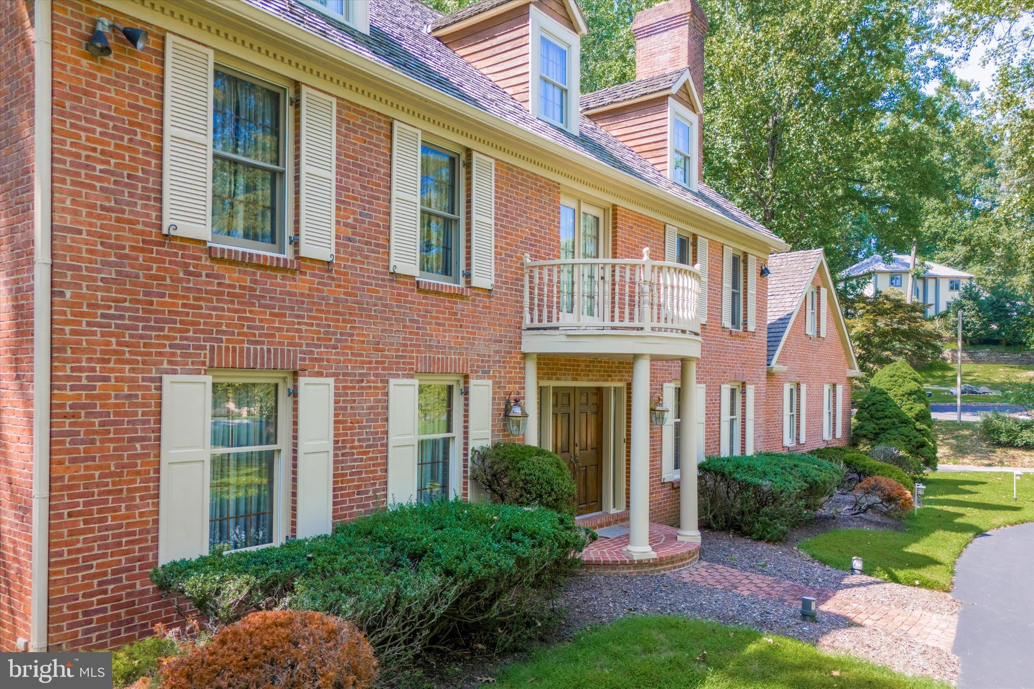 SPRINGTON POINTE - Residential