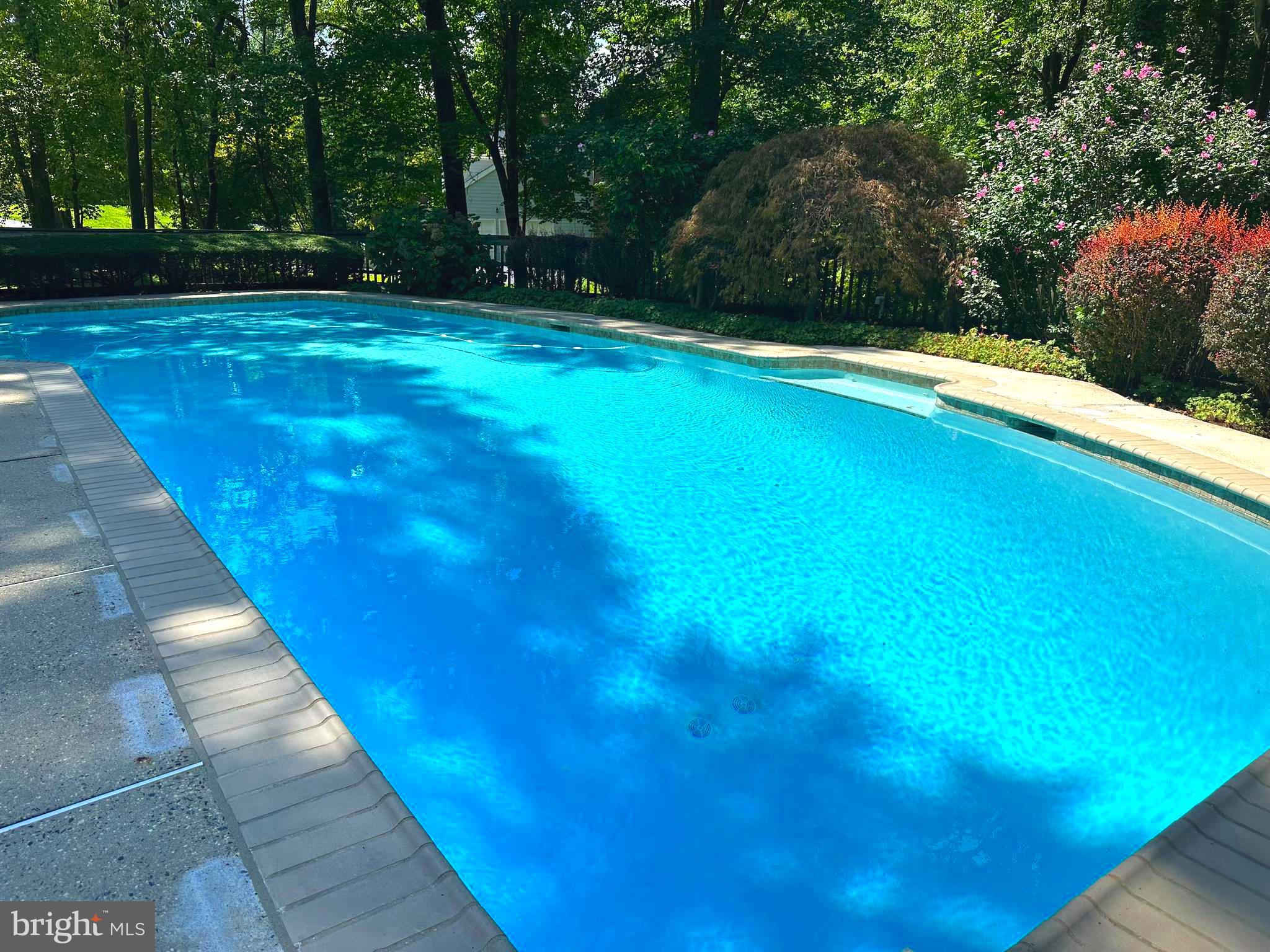 SPRINGTON POINTE - Residential