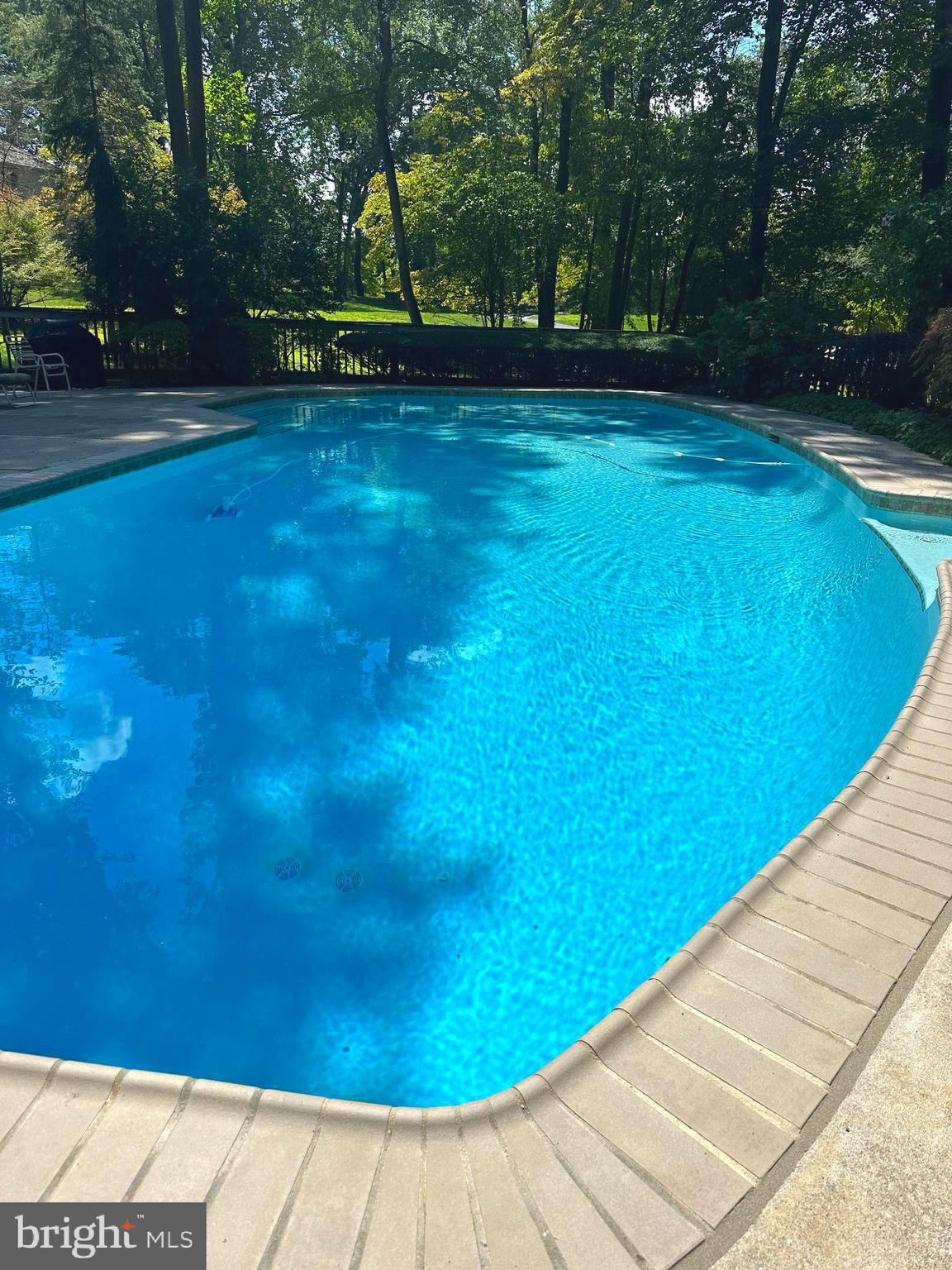 SPRINGTON POINTE - Residential