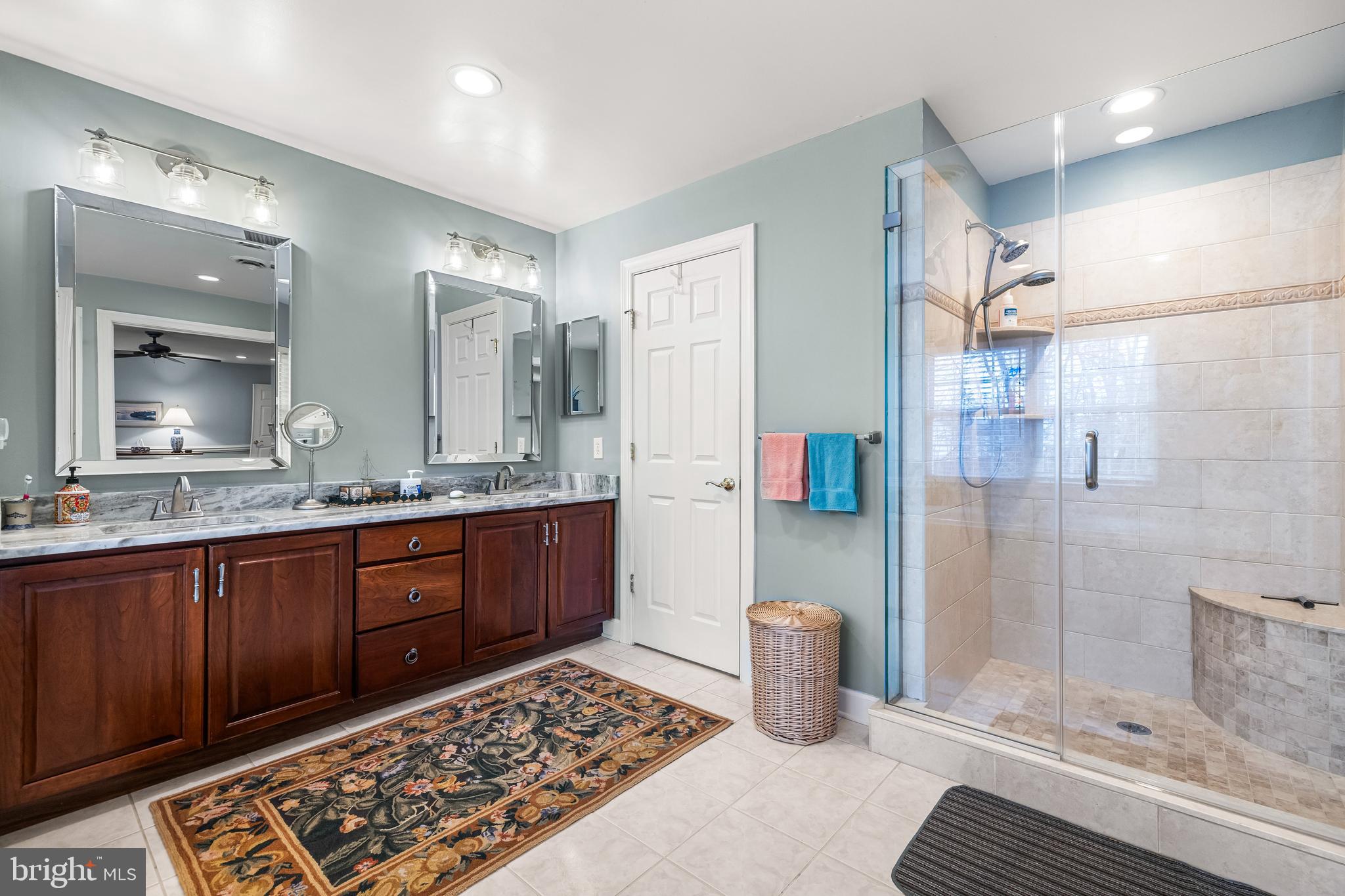 FARMINGTON VILLAGE - Residential