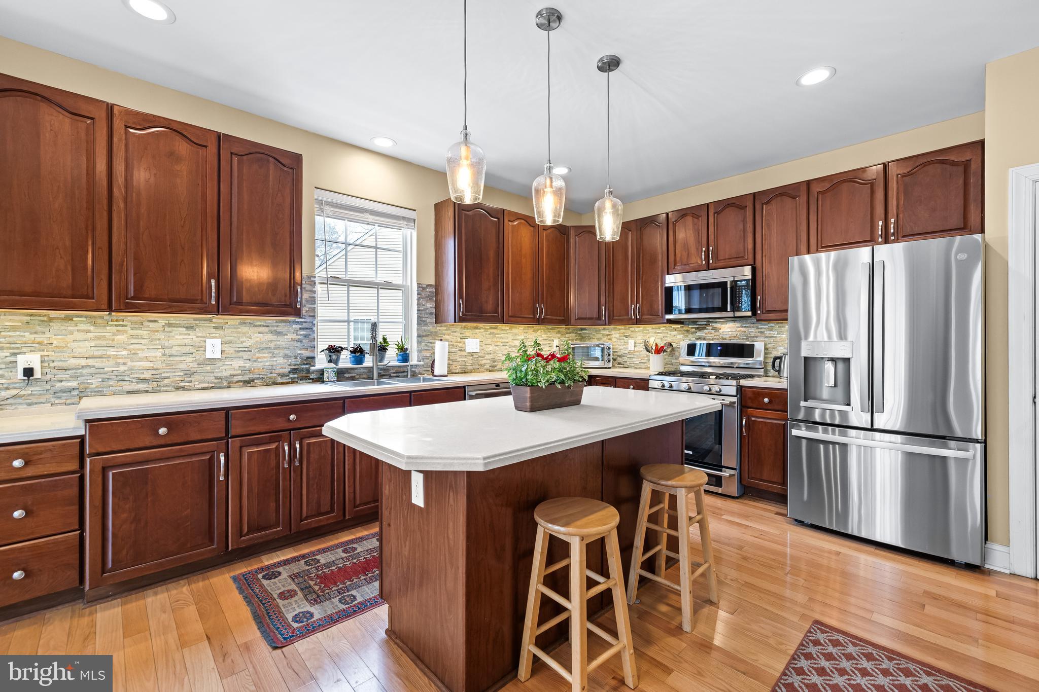 FARMINGTON VILLAGE - Residential