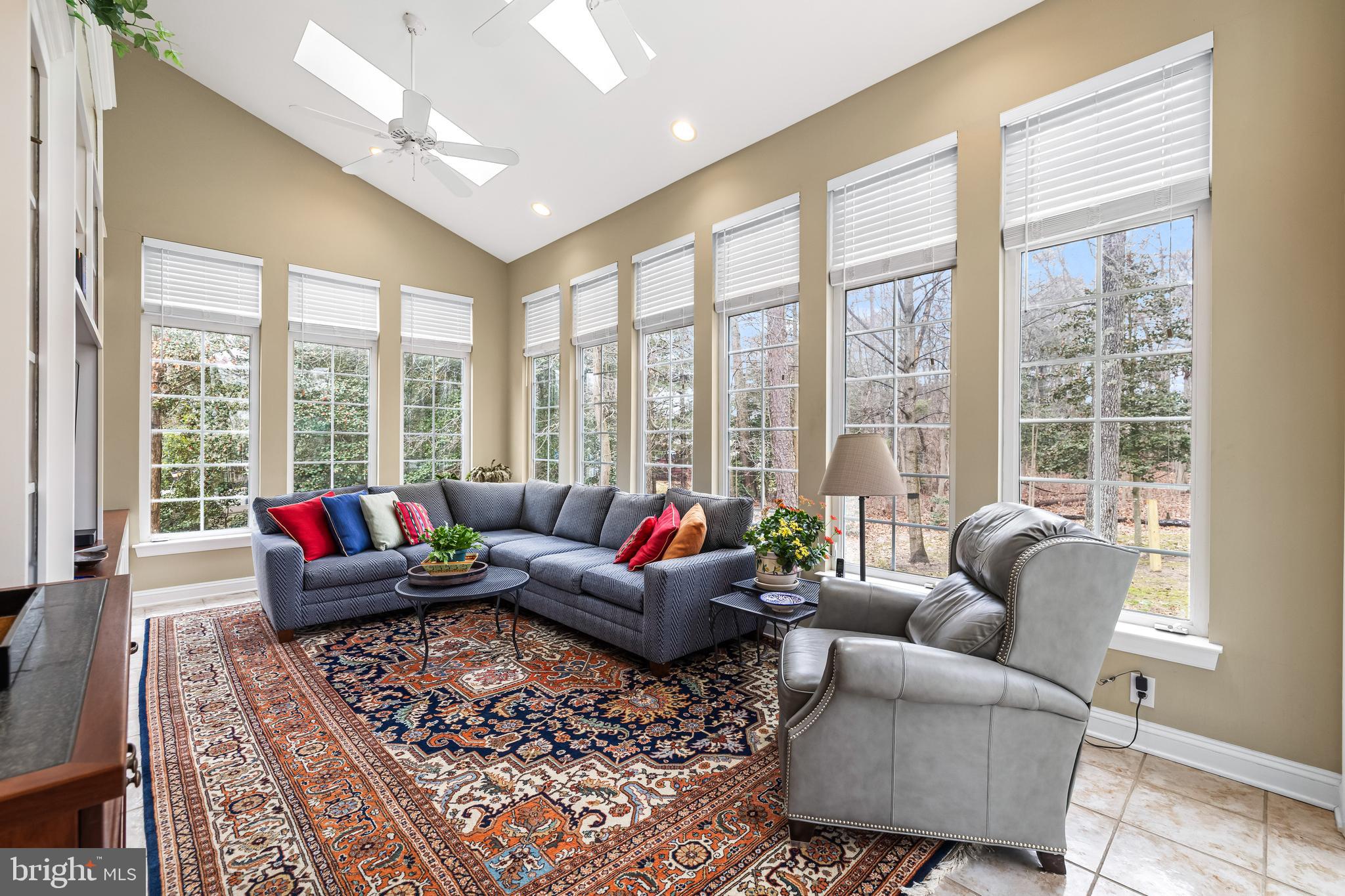 FARMINGTON VILLAGE - Residential