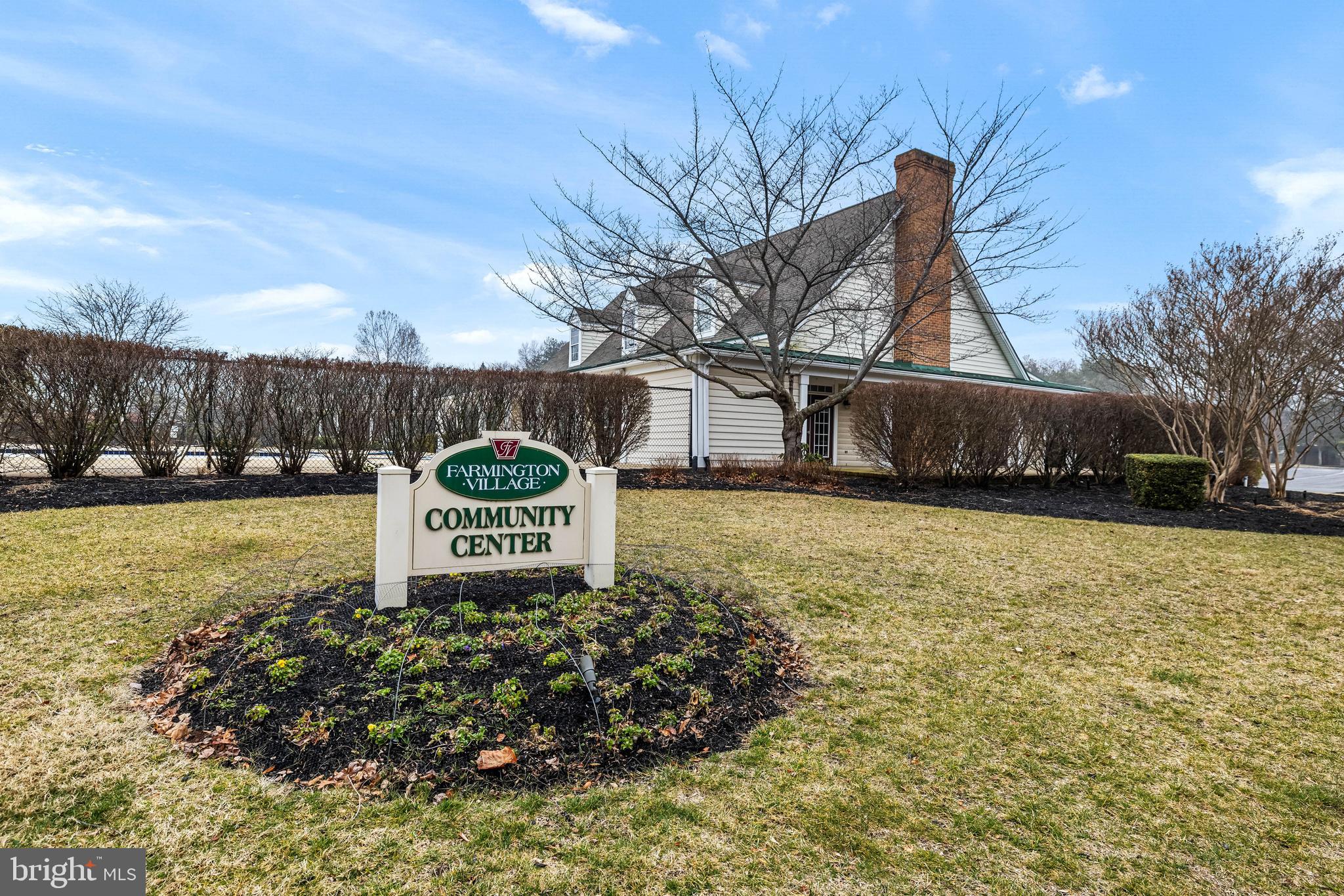 FARMINGTON VILLAGE - Residential