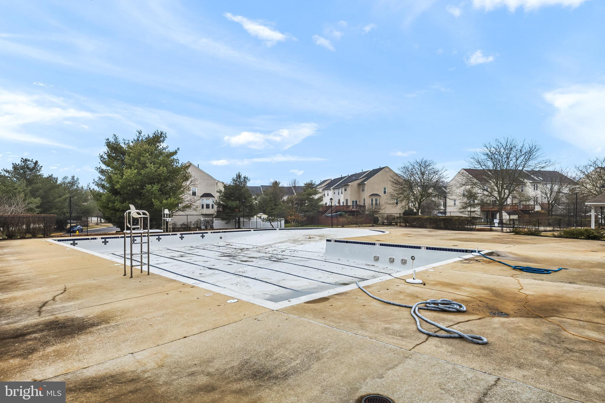 FARMINGTON VILLAGE - Residential