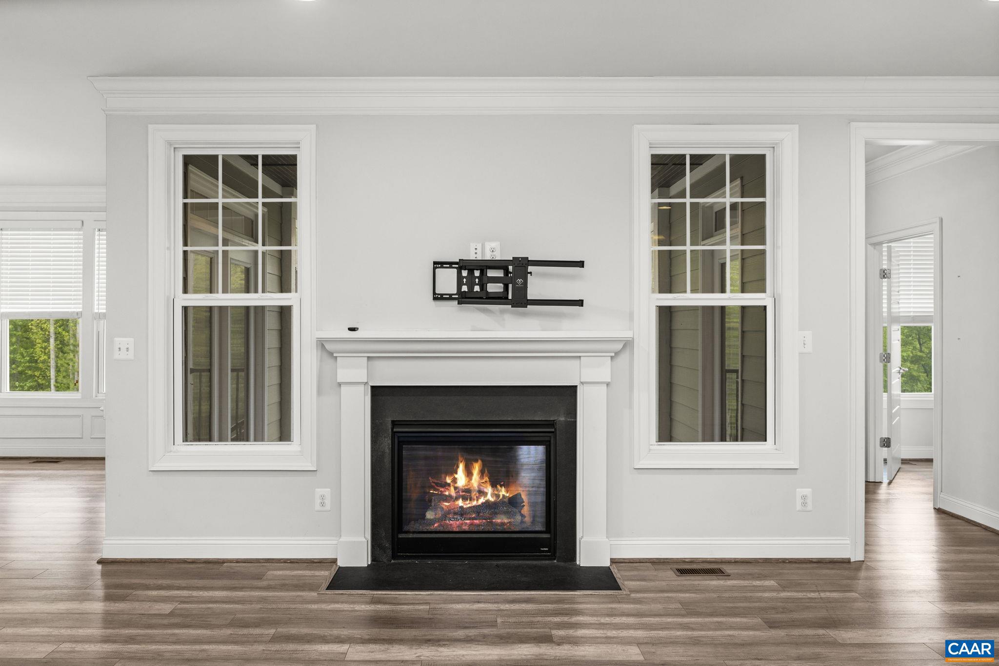 SPRING CREEK - Residential
