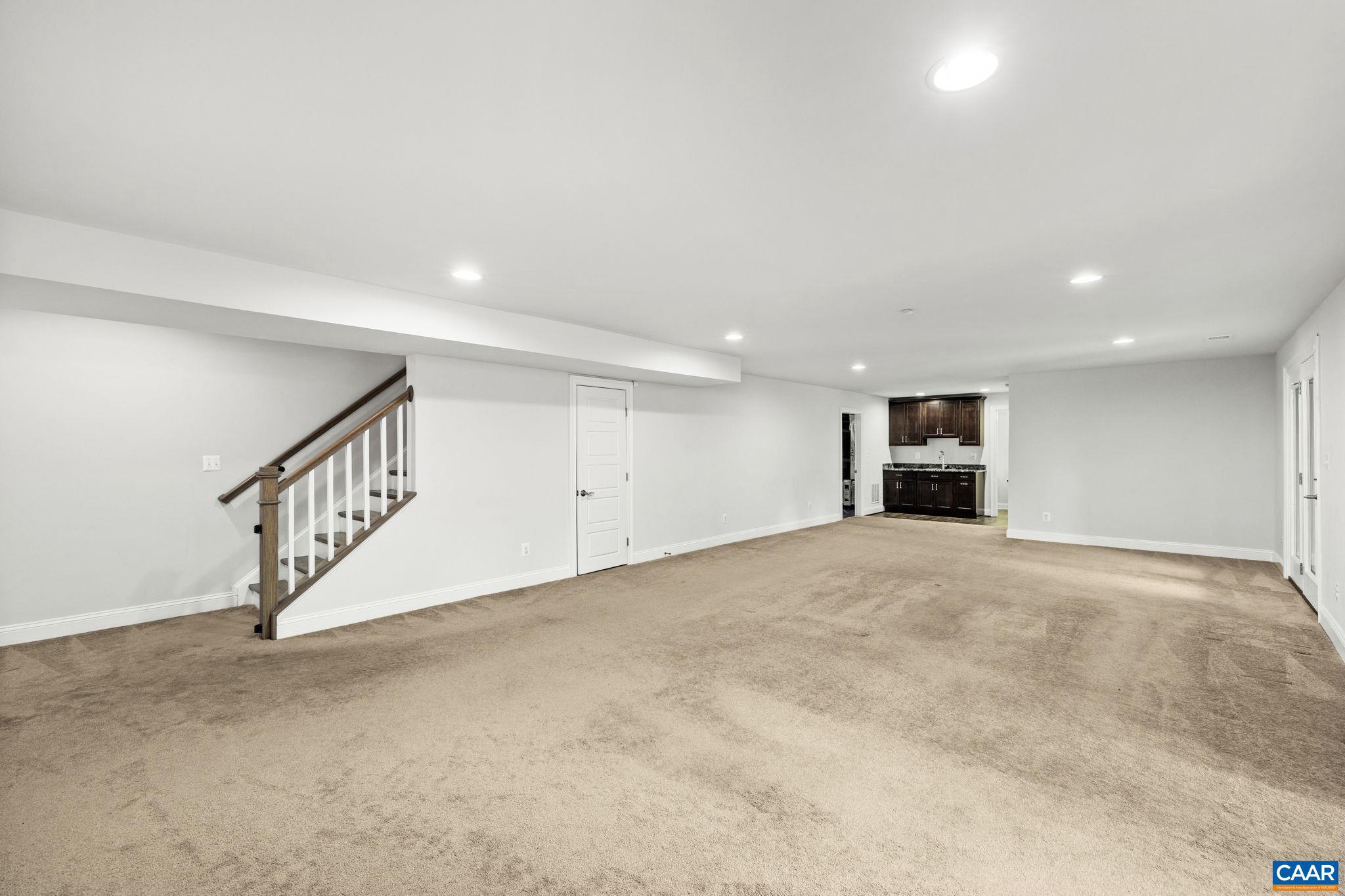 SPRING CREEK - Residential