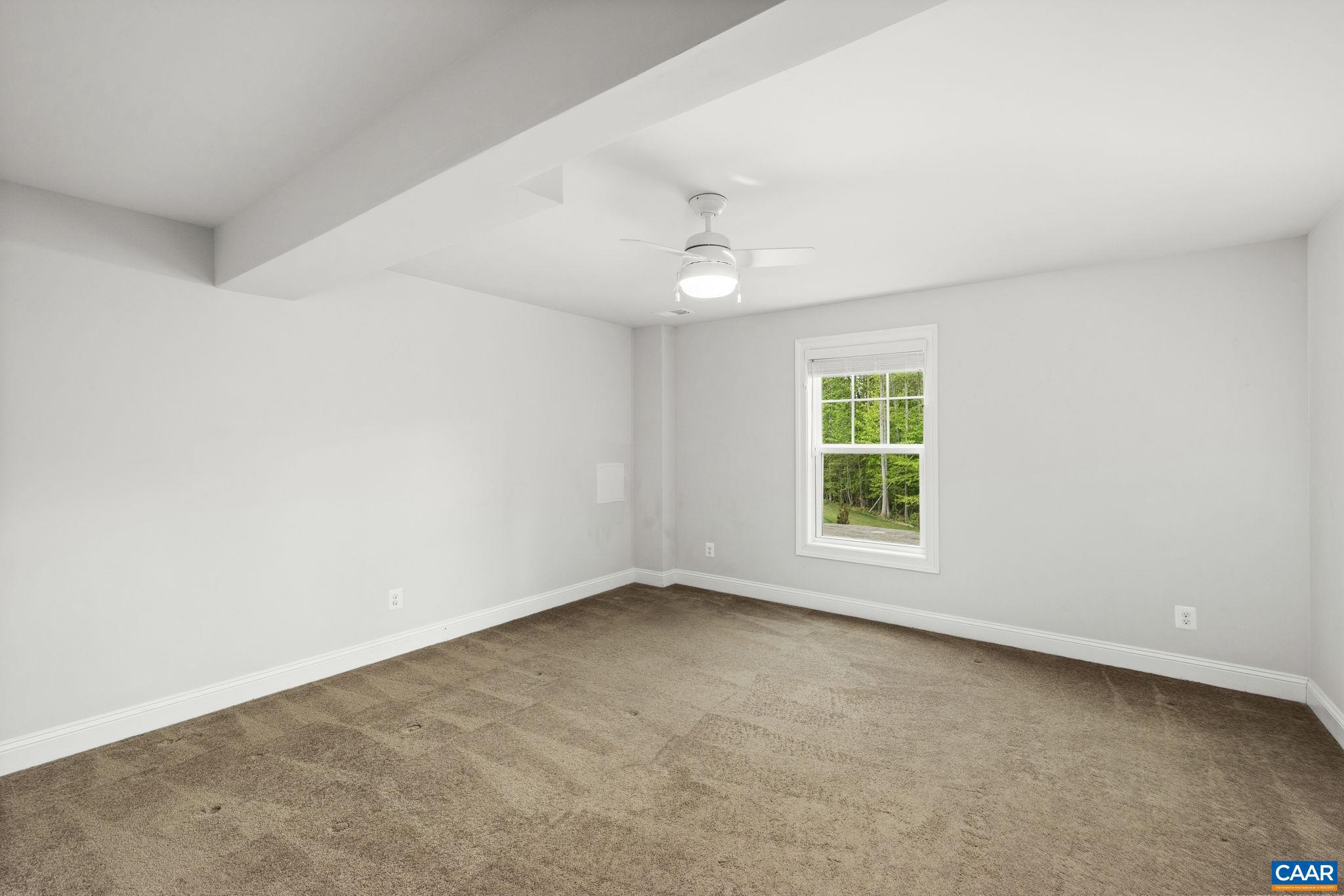 SPRING CREEK - Residential
