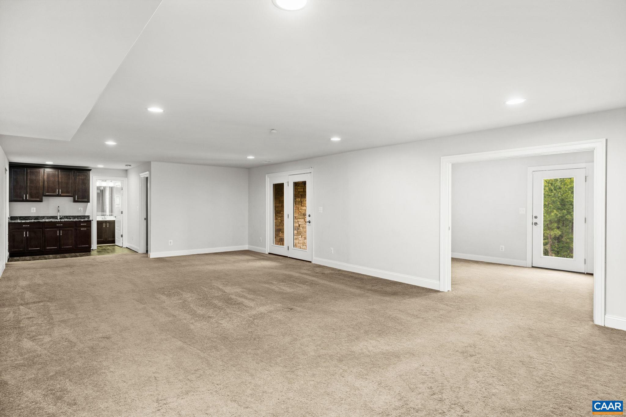 SPRING CREEK - Residential