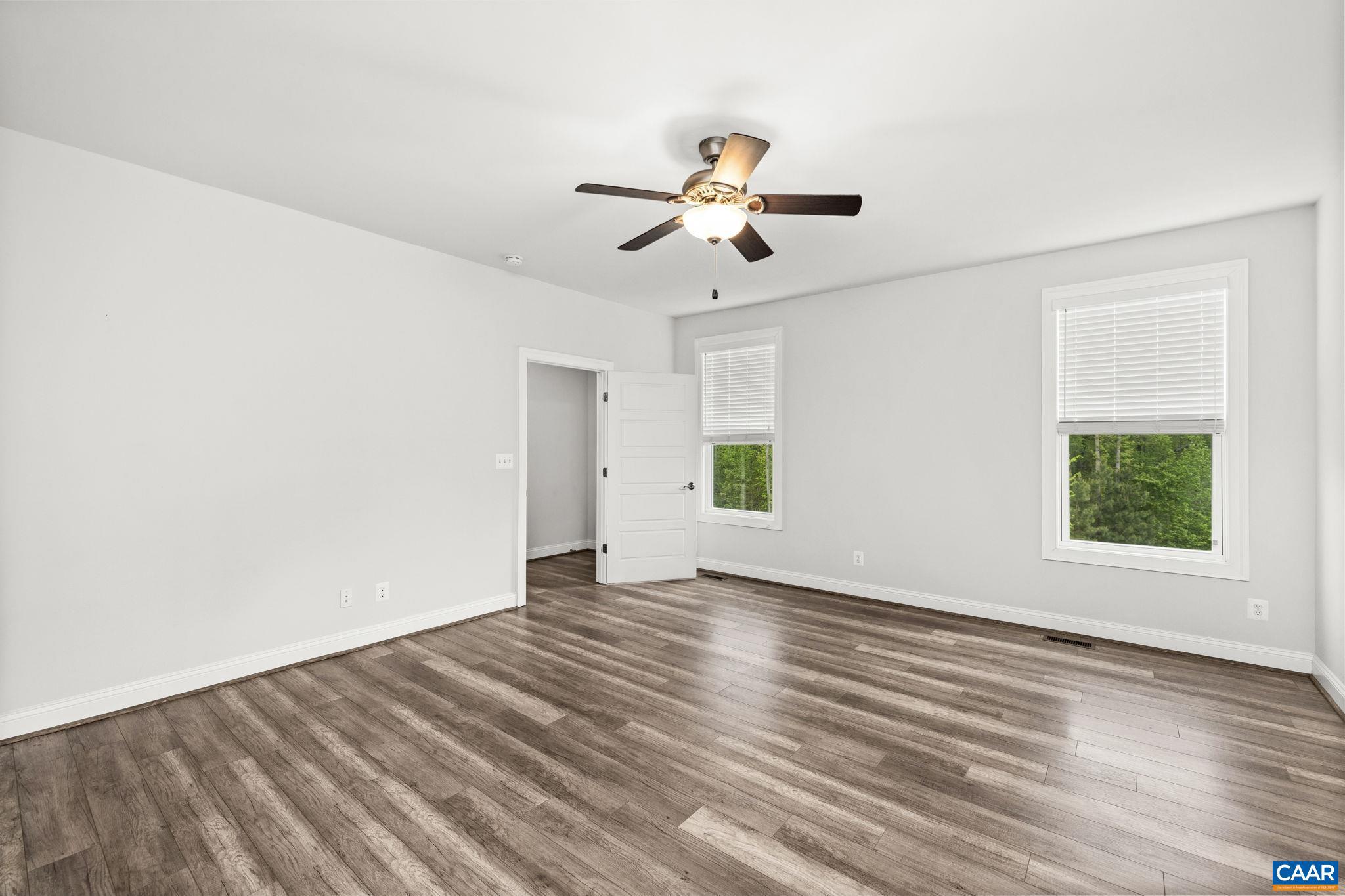 SPRING CREEK - Residential