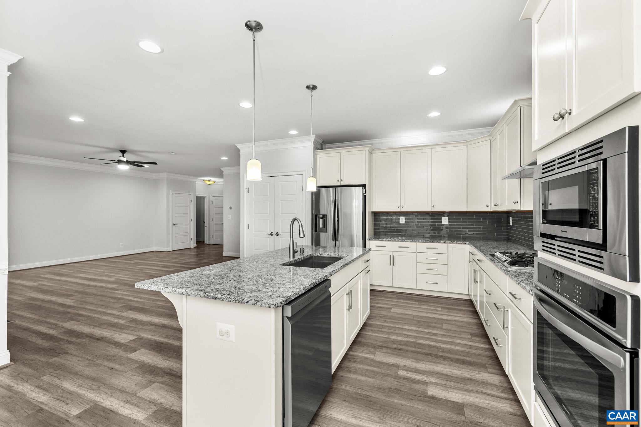 SPRING CREEK - Residential