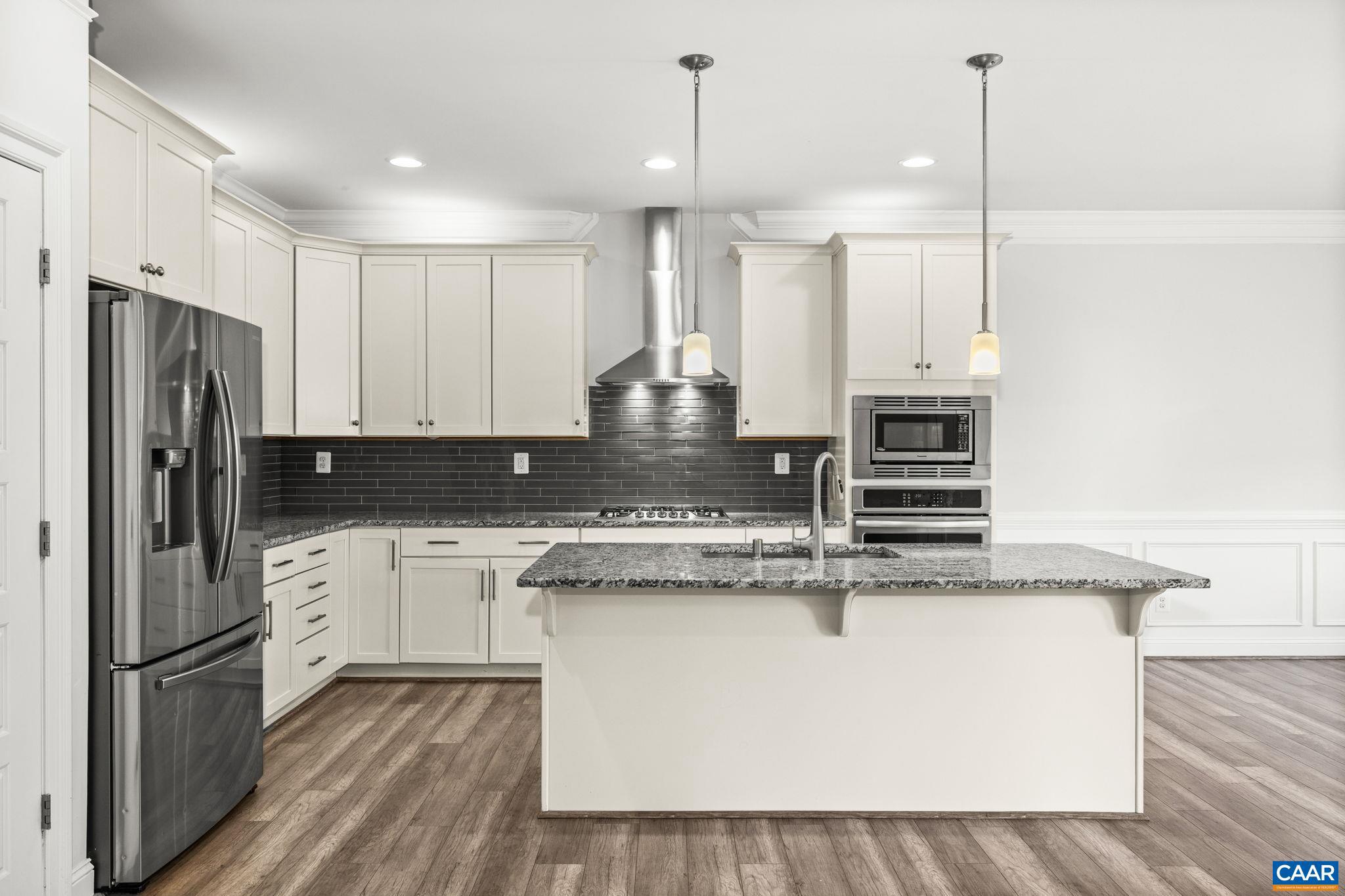 SPRING CREEK - Residential
