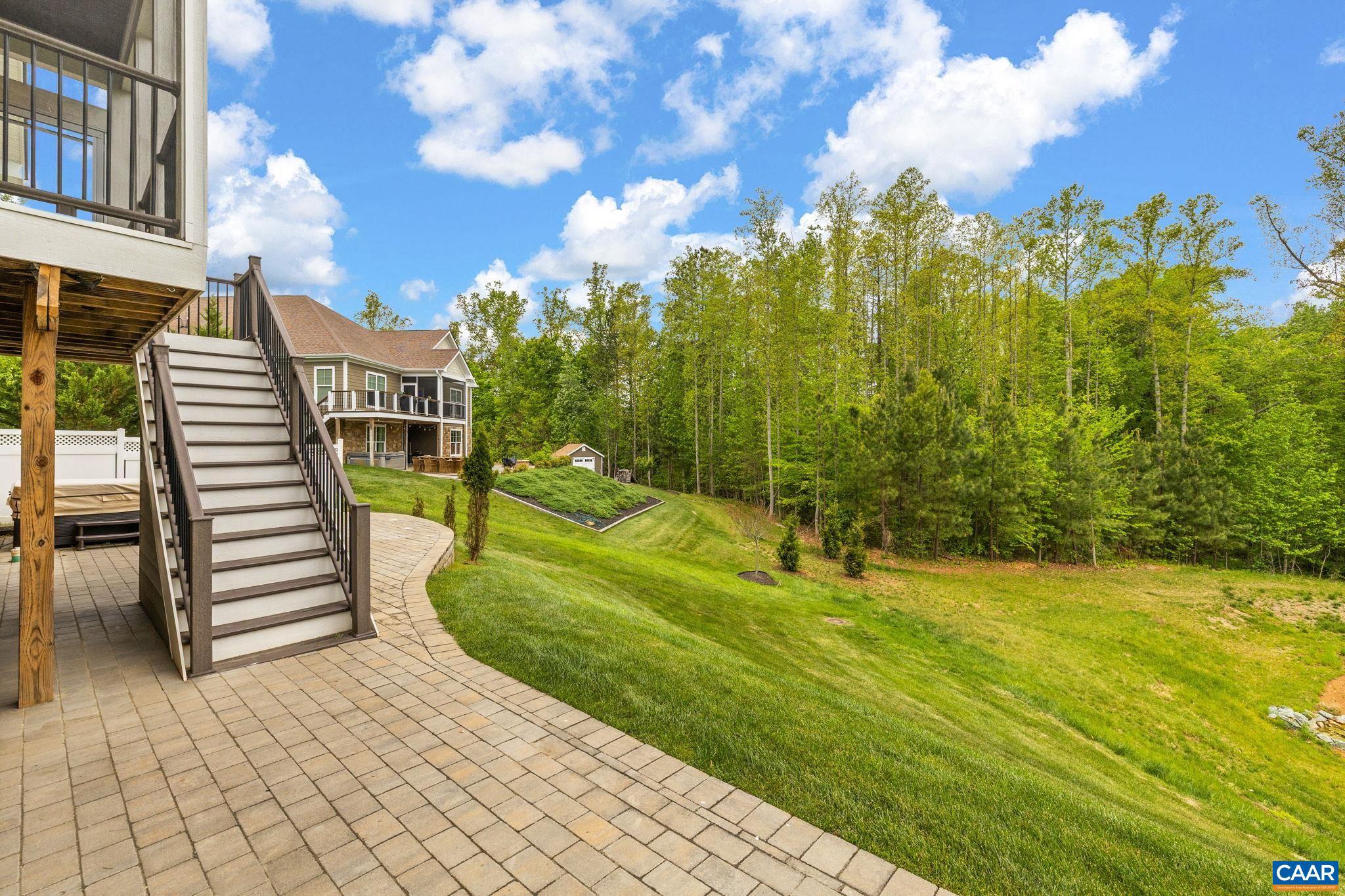 SPRING CREEK - Residential