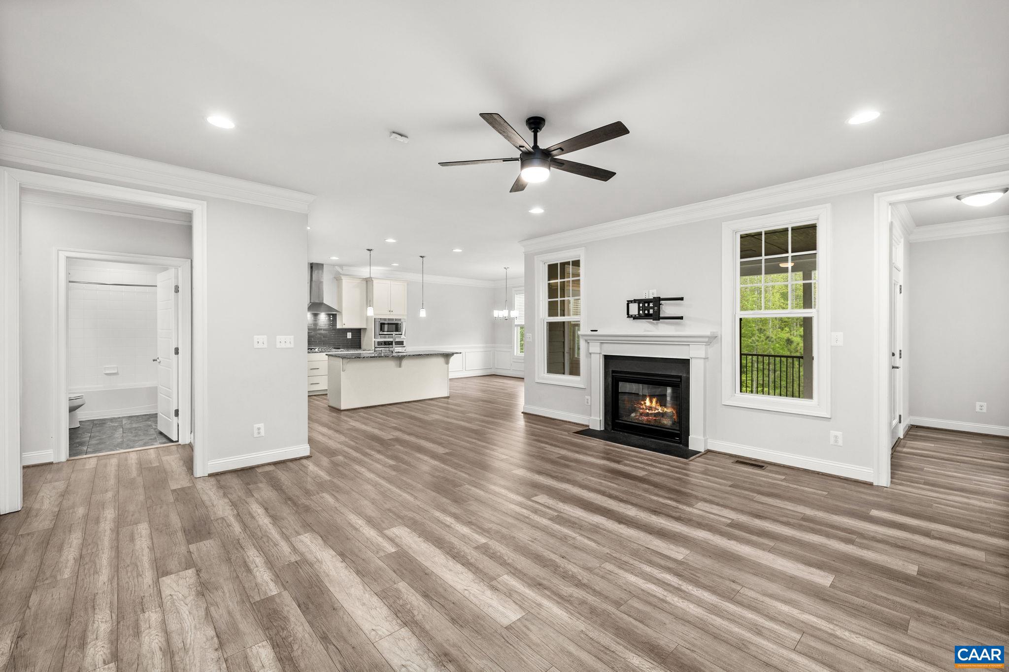 SPRING CREEK - Residential