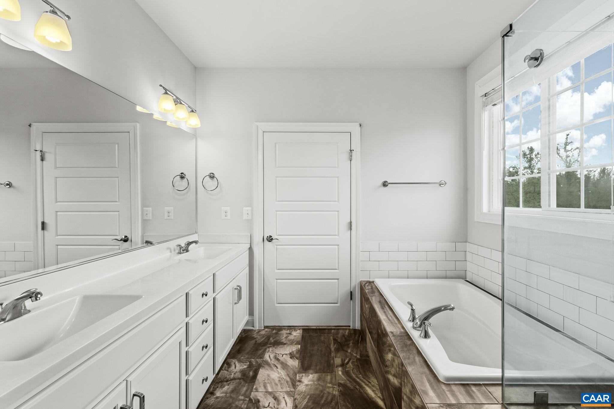 SPRING CREEK - Residential