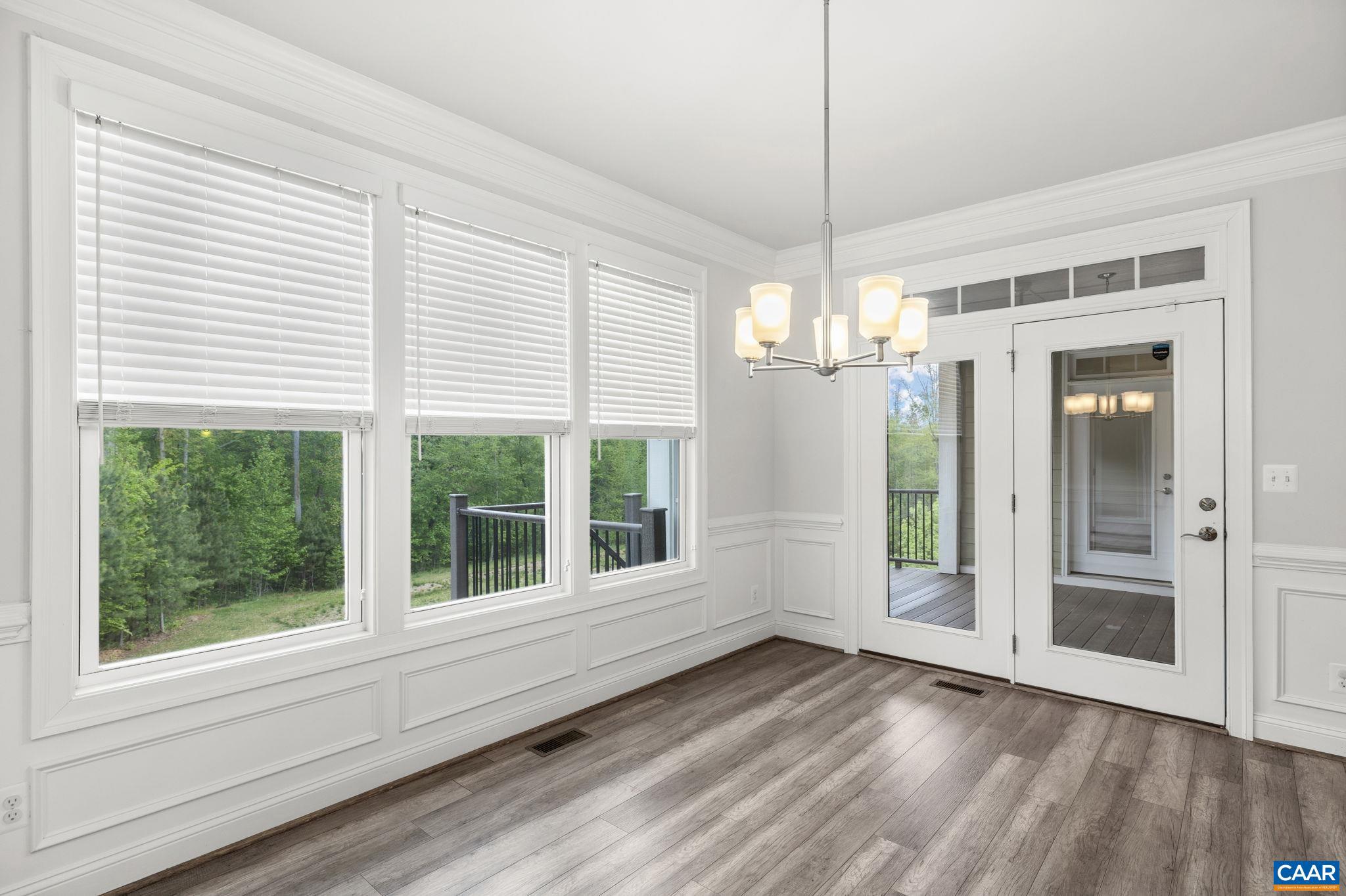 SPRING CREEK - Residential