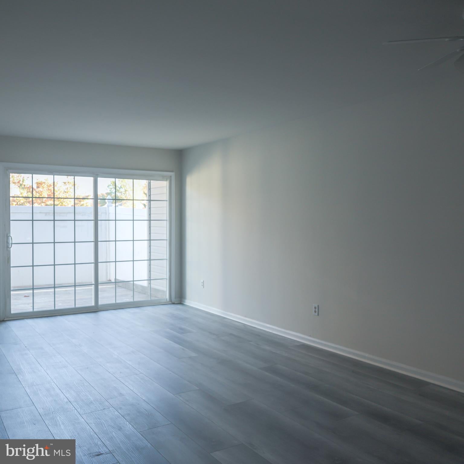 20012 BEACON HILL DRIVE