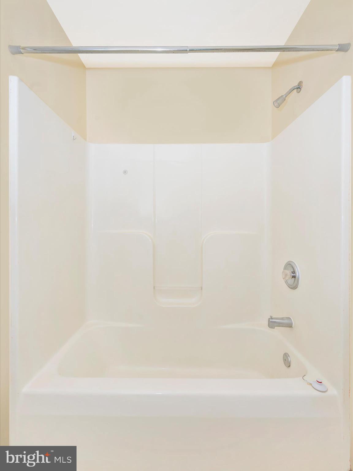 LAUREL RIDGE - Residential