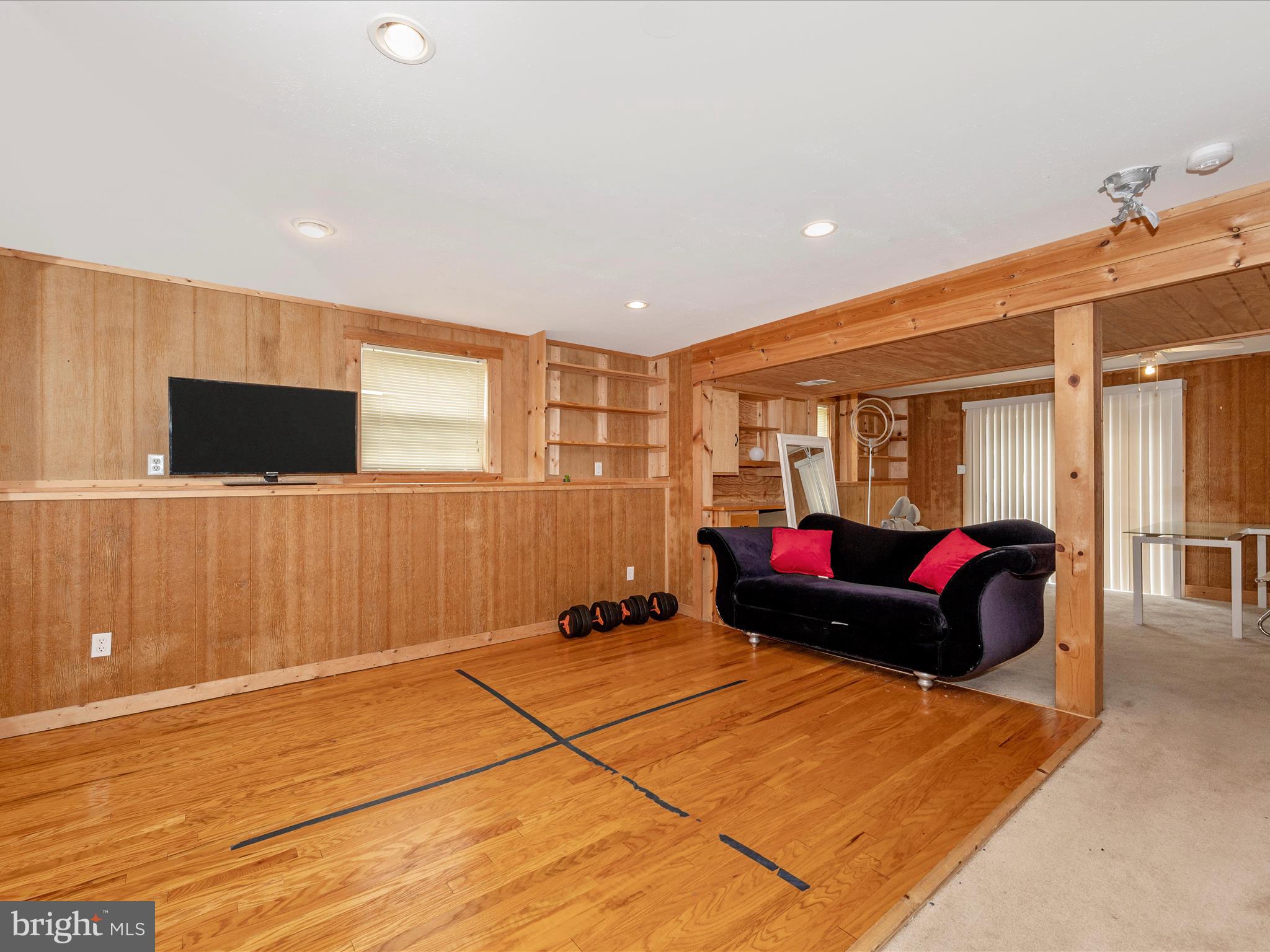 LAUREL RIDGE - Residential