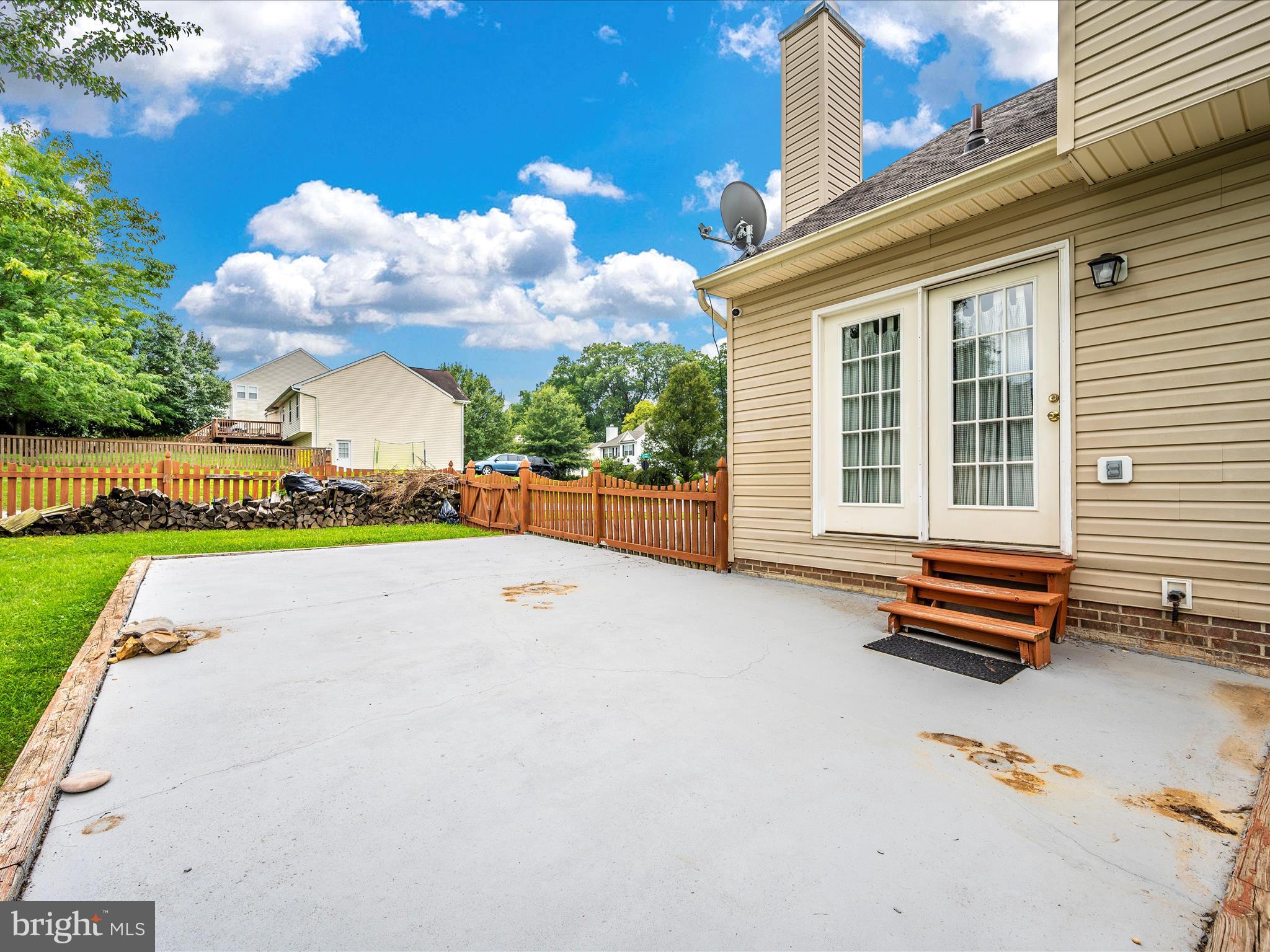 LAUREL RIDGE - Residential