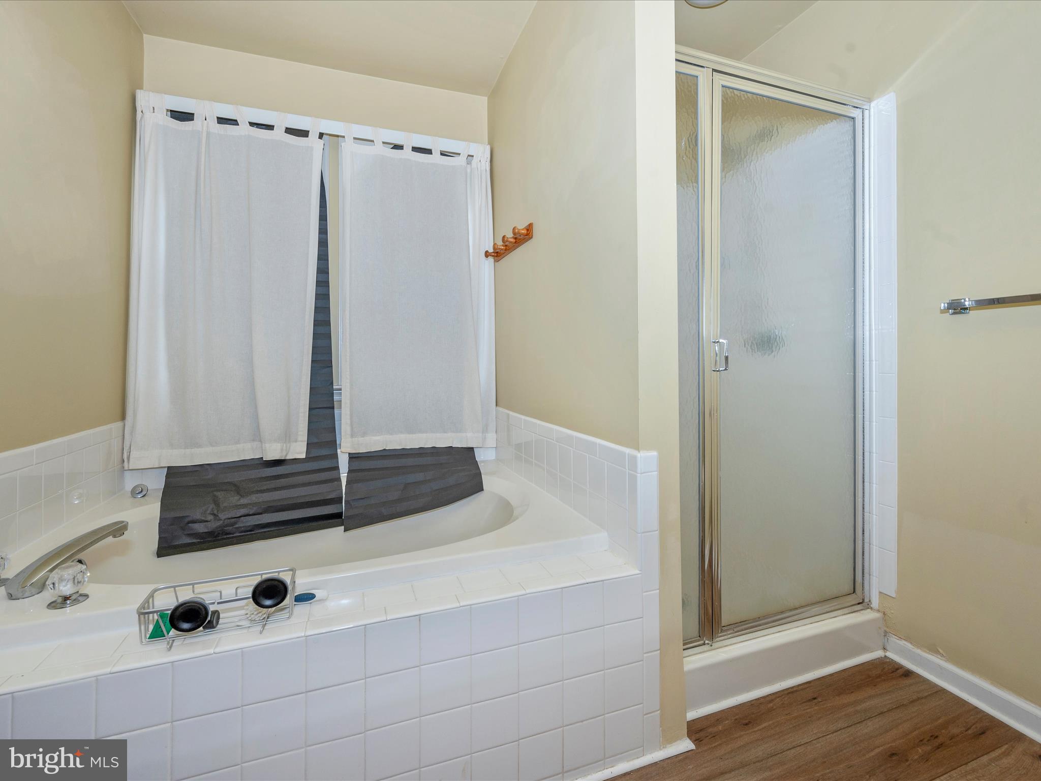 LAUREL RIDGE - Residential